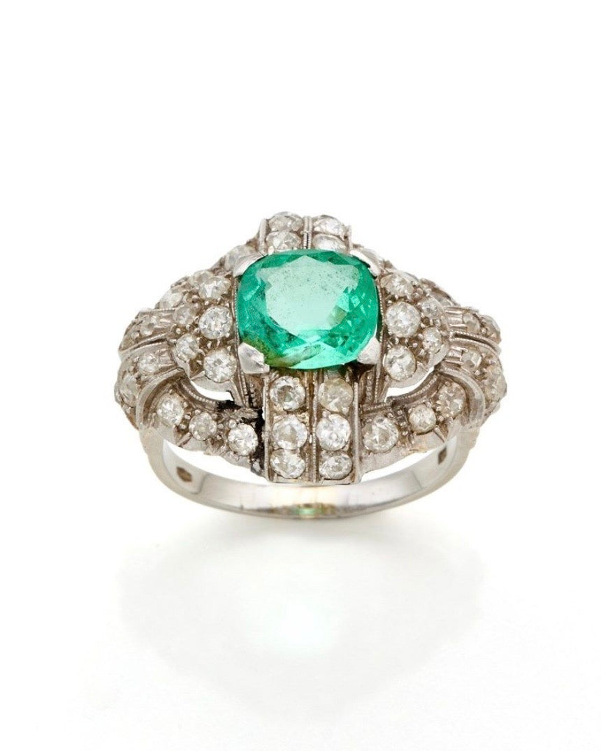 « Félicie » Bague Dôme en platine émeraude et diamants