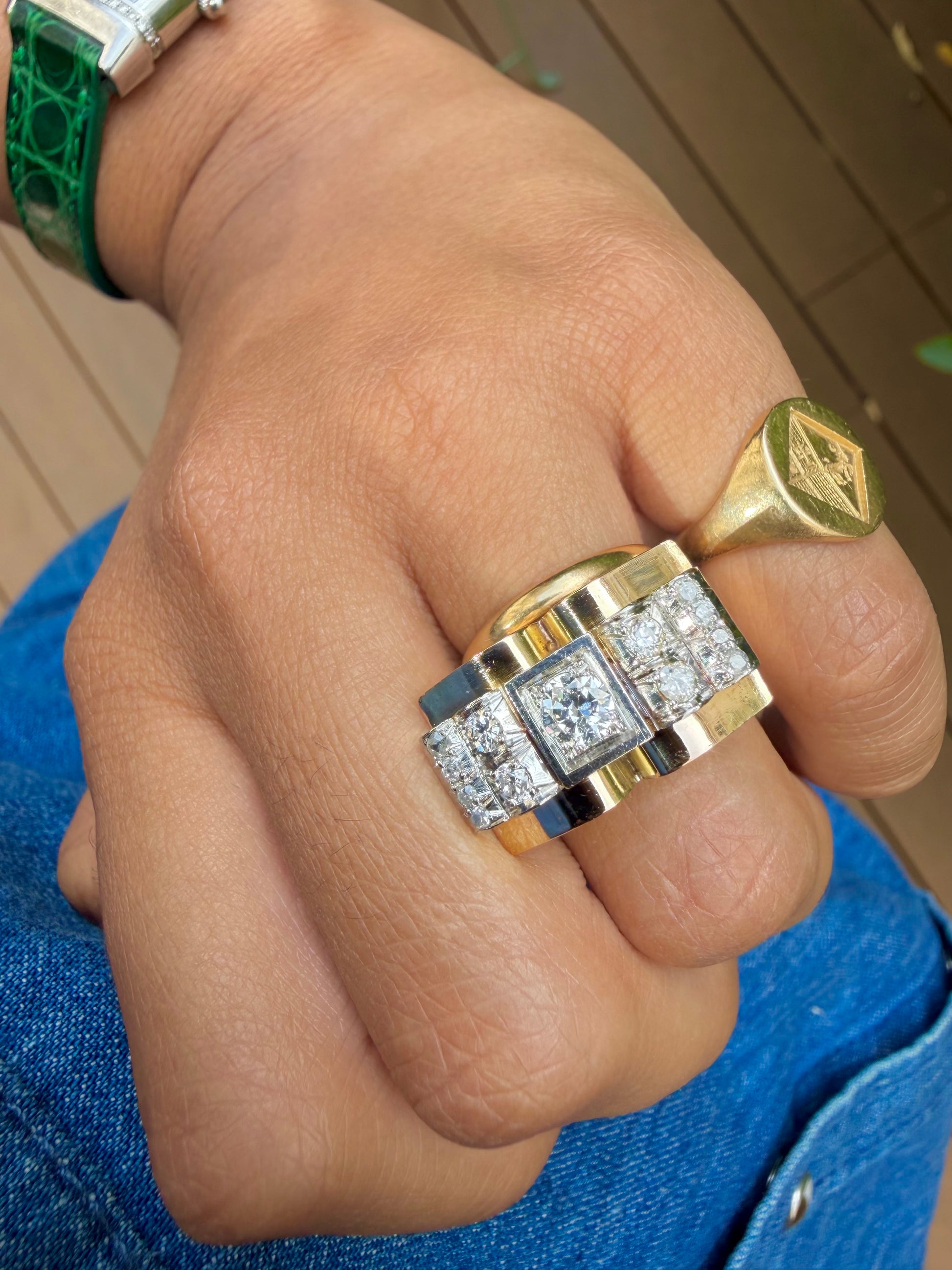 "Maxime" Bague Tank en or jaune, platine et diamants