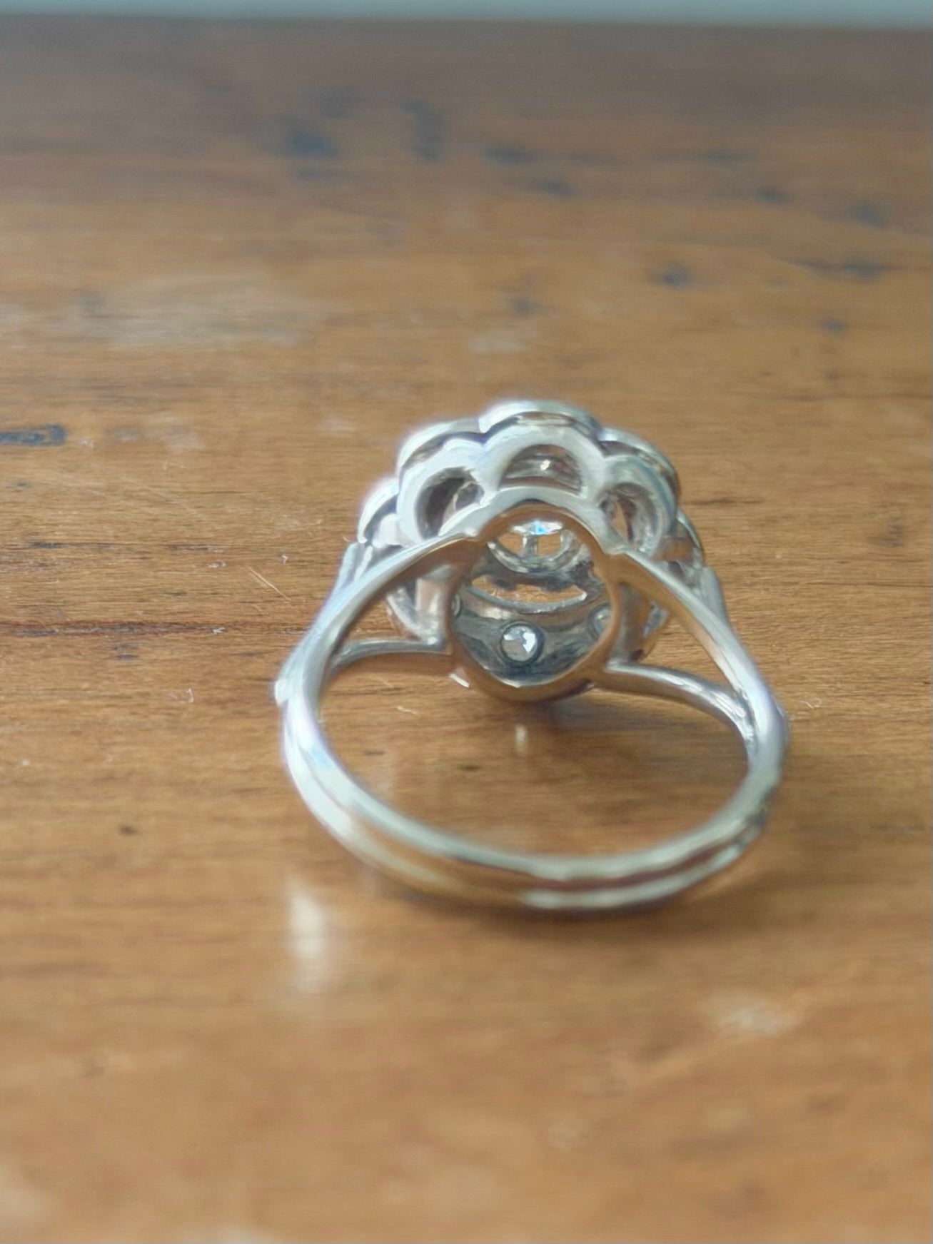 « Fleur » Bague Marguerite en or blanc et diamants