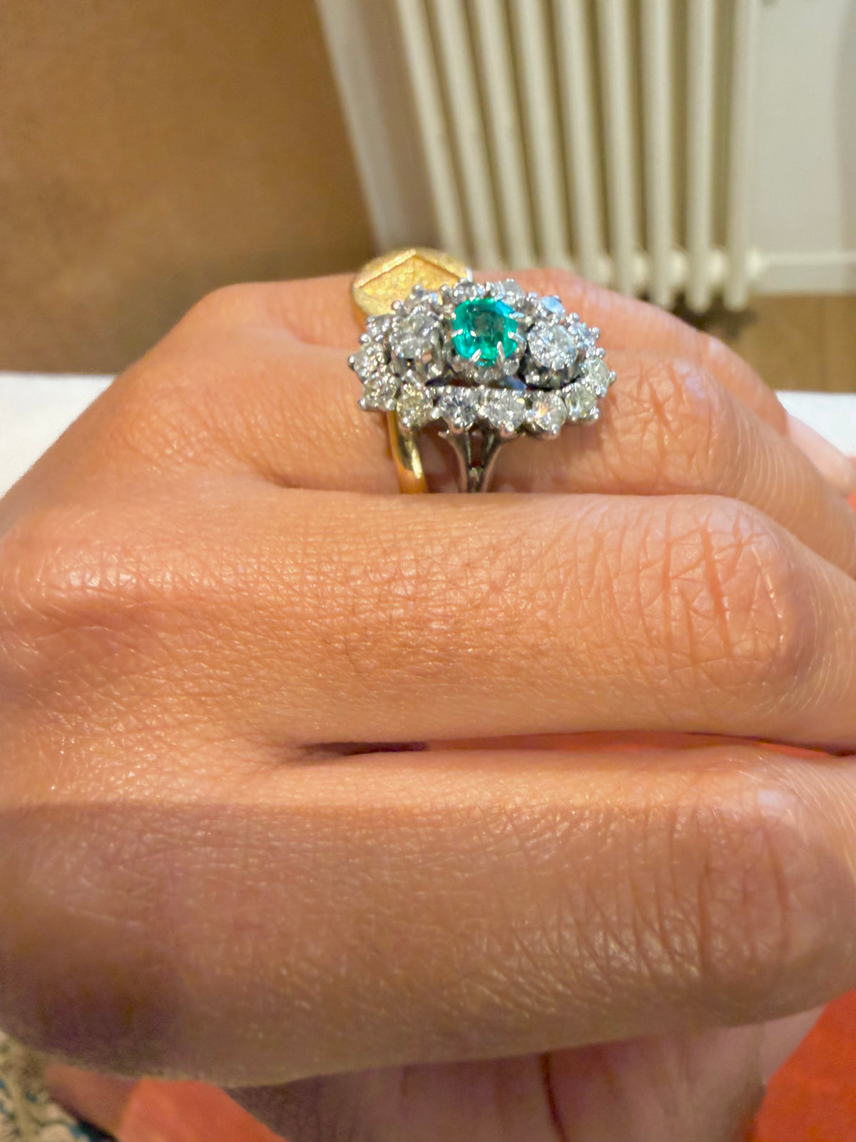 "Louison" Bague Marquise en platine émeraude  et diamants