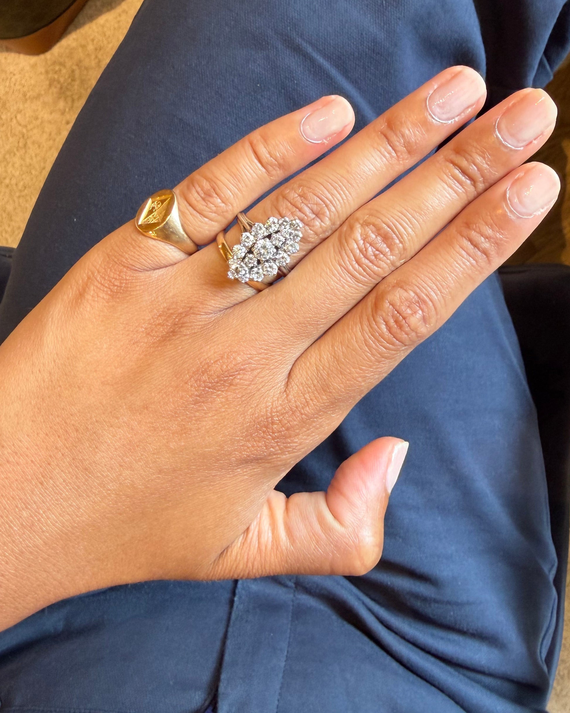 "Constance" Bague Marquise en or blanc et diamants 1.80 carats