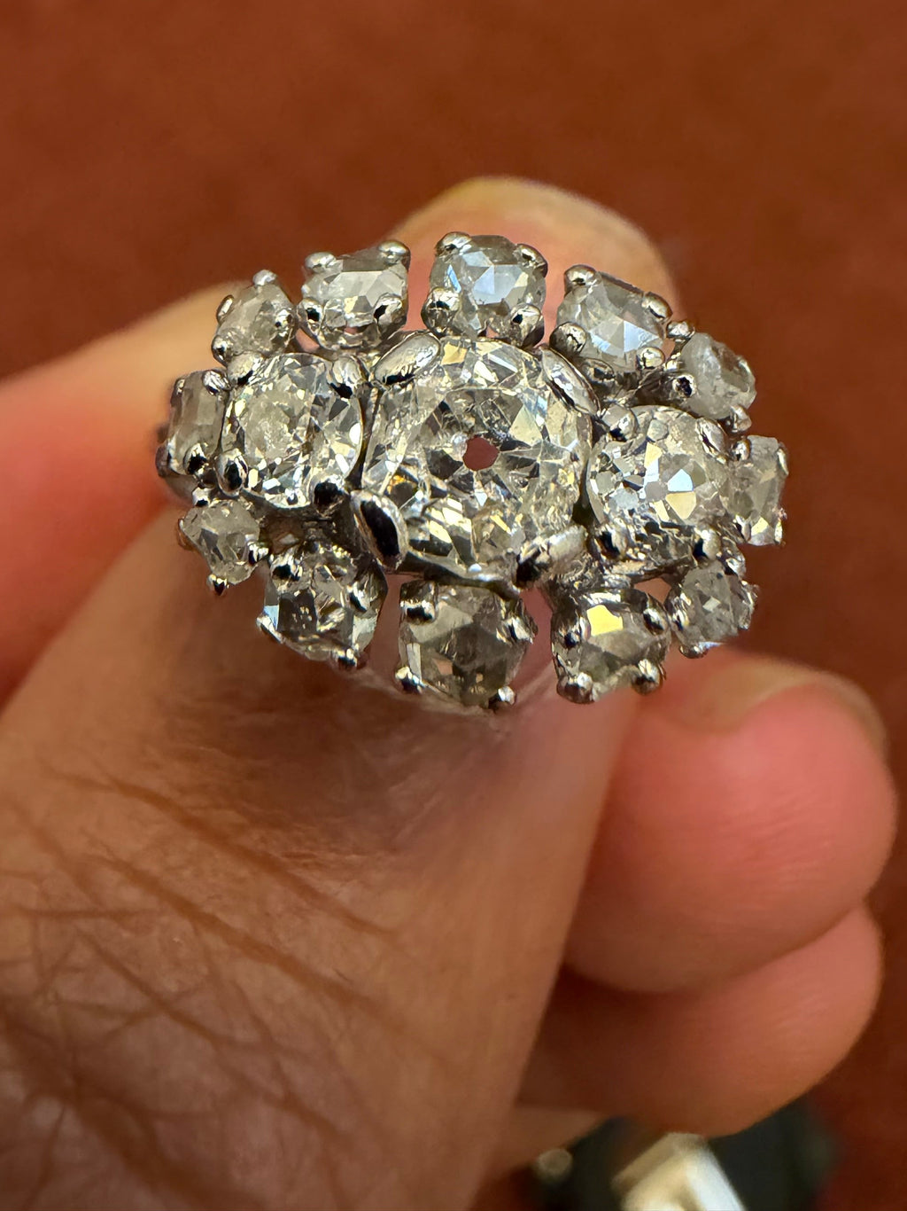 « Pénélope » Bague Jarretiere en platine et diamants
