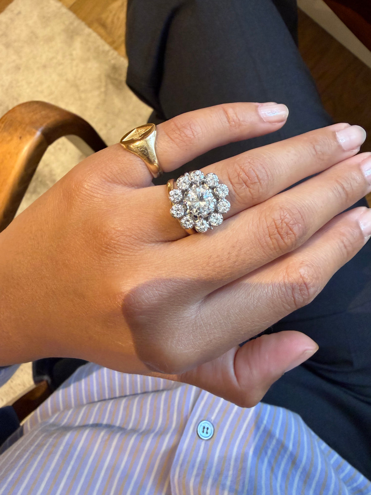 «  Alexandrine »  Bague Marguerite en platine et diamants