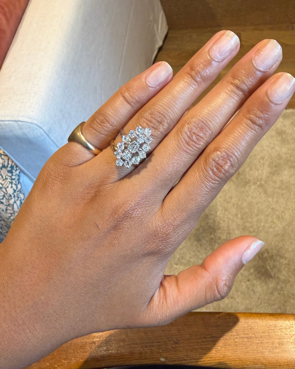 "Amélie" Bague Marquise en or blanc et diamants