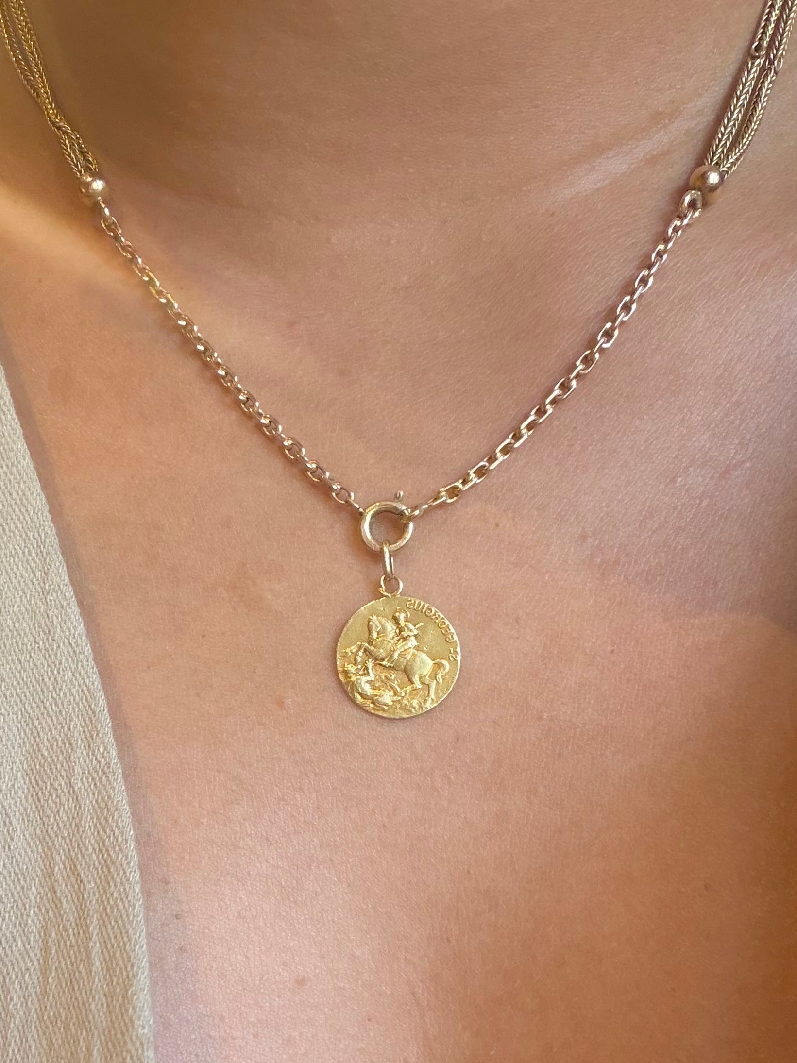 Médaille Saint Georges en or jaune