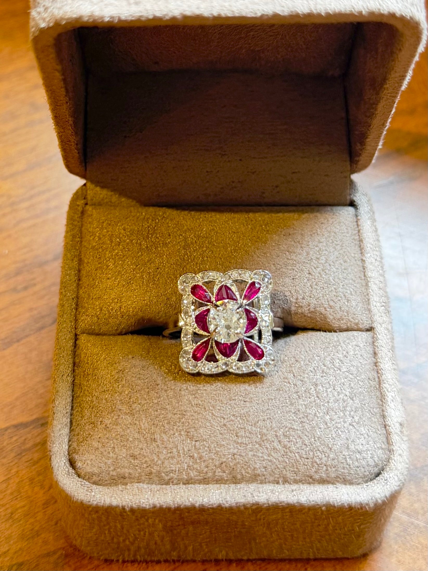 Bijoux Anciens à Waterloo | Restauration, Vente, Achat & Rachat d'Or