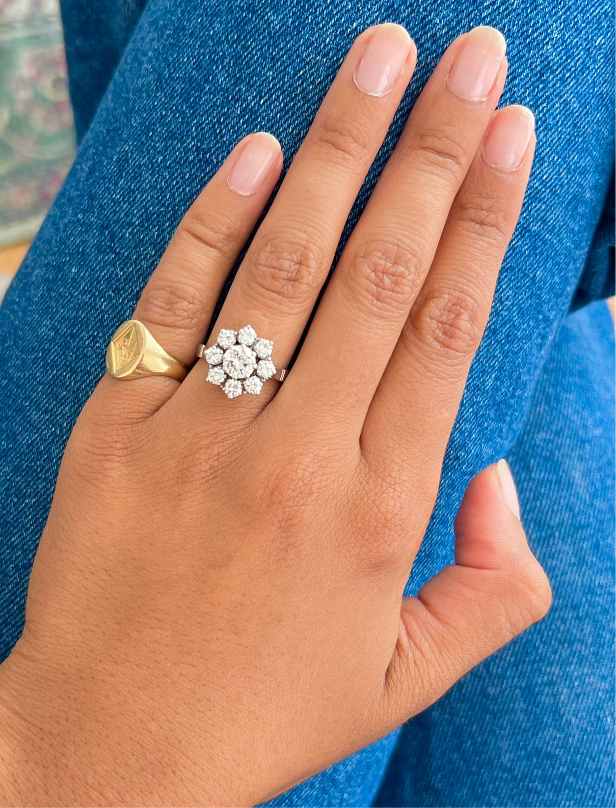 Bague Marguerite en platine et diamants