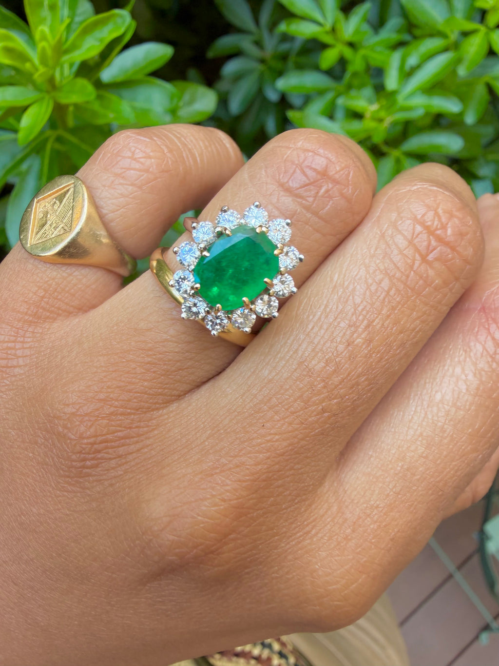 « Capucine » Bague Marguerite en or, émeraude et diamants