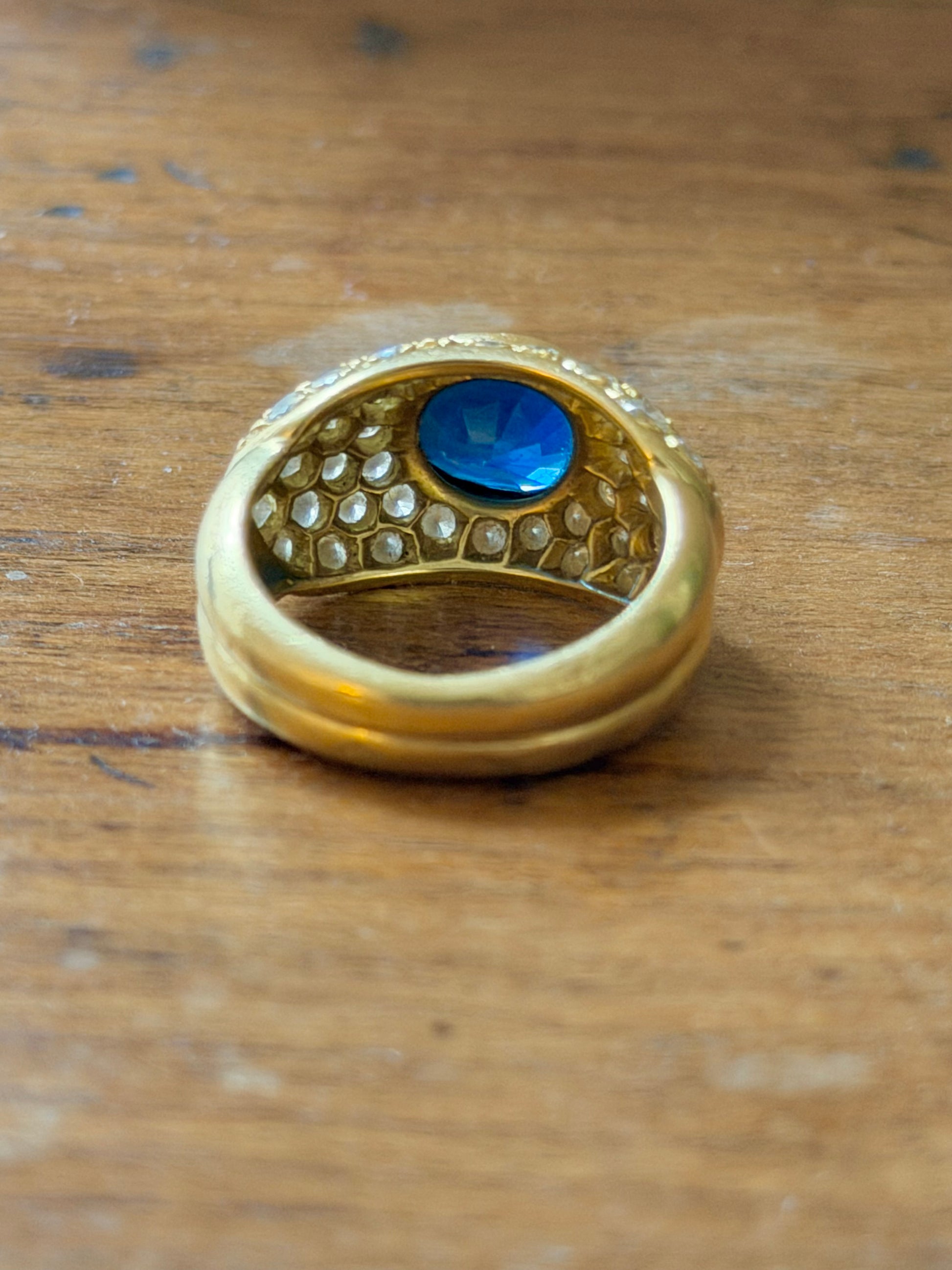 « Soïzic » Bague Jonc or jaune saphir et diamants