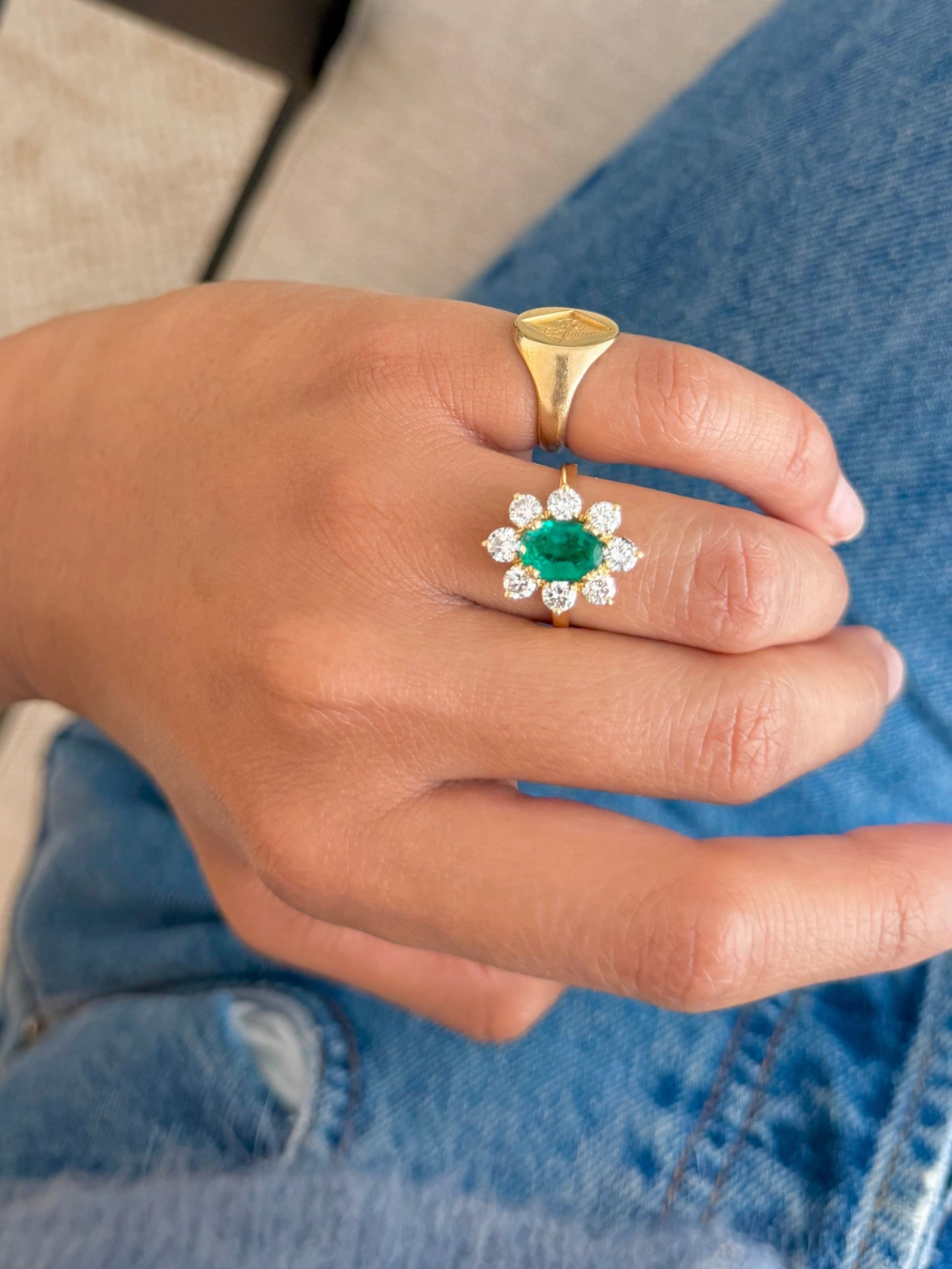 « Iris » Bague Marguerite en or jaune, émeraude et diamants