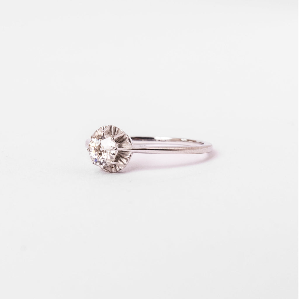 Bague Solitaire en or blanc et diamants