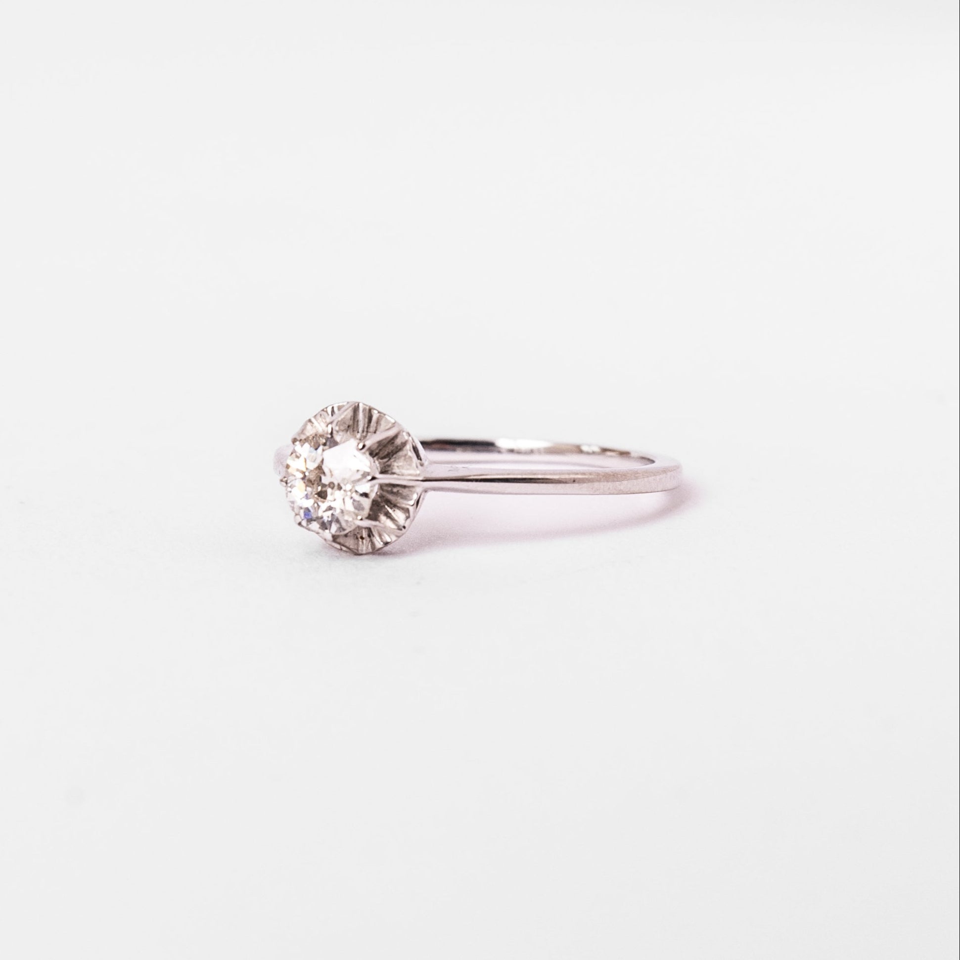 Bague Solitaire en or blanc et diamants