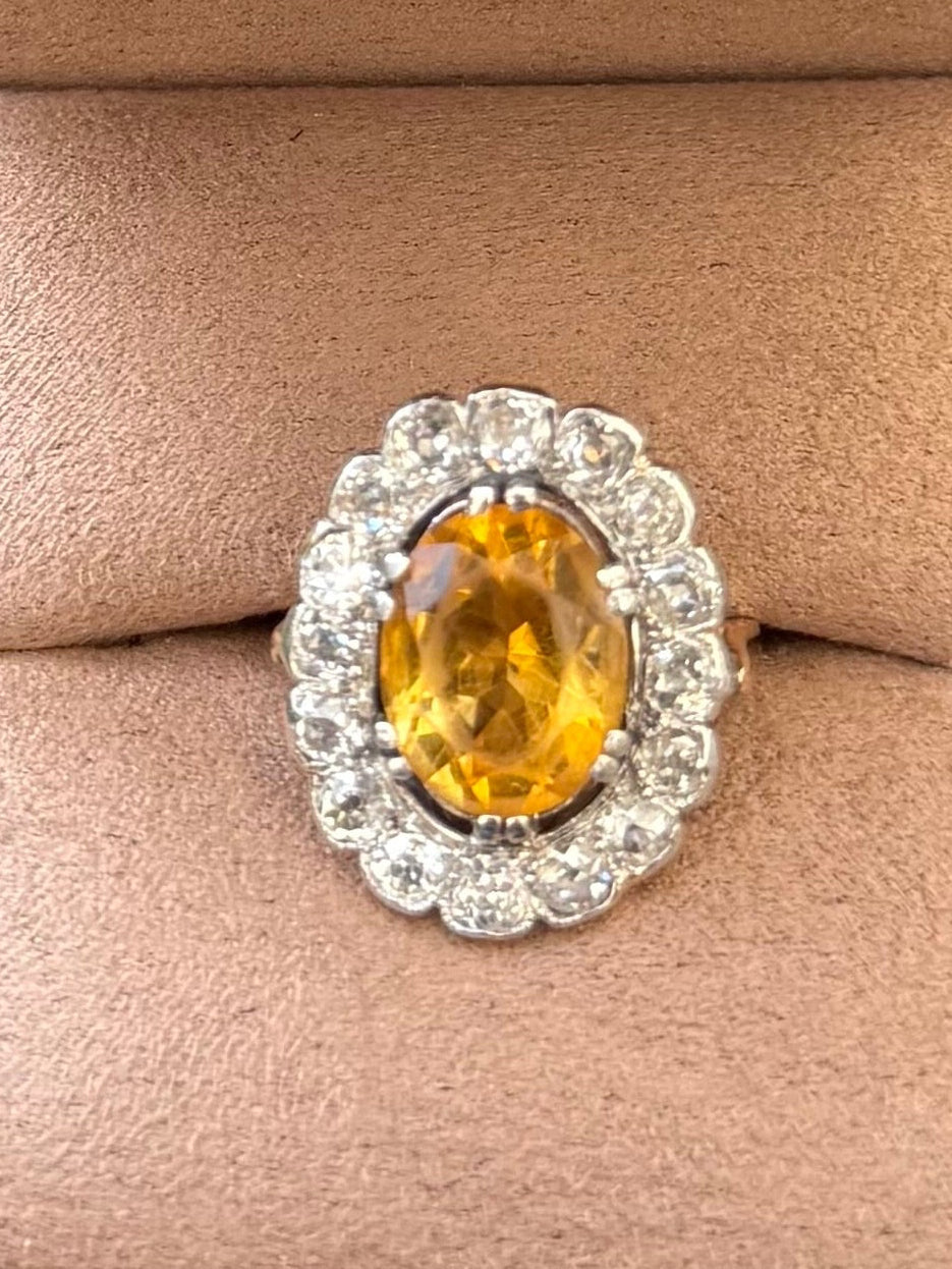 "Charlotte" Bague Pompadour en or jaune, platine citrine et diamants