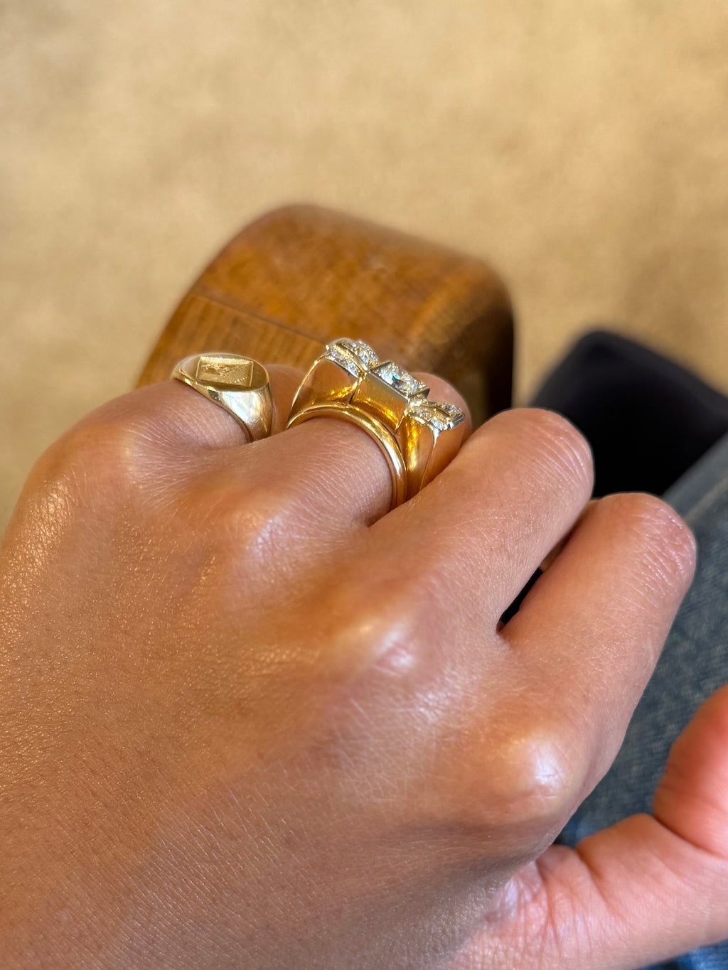"Albertine" Bague Tank en or jaune, et diamants