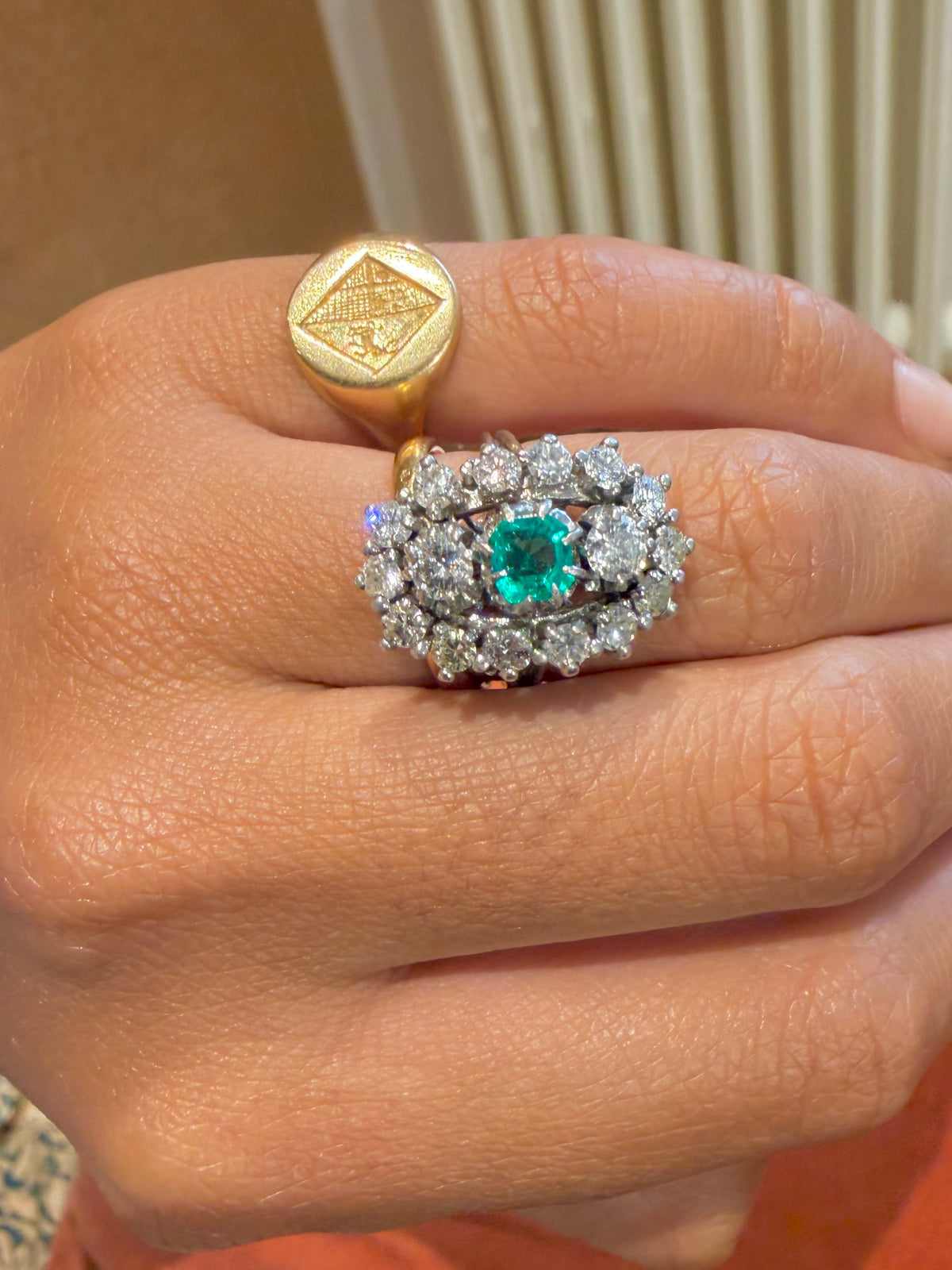 "Louison" Bague Marquise en platine émeraude  et diamants