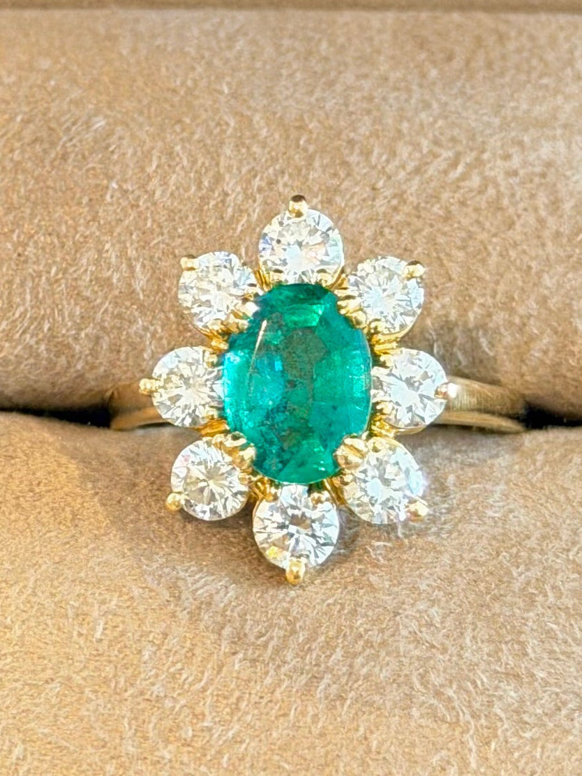 « Iris » Bague Marguerite en or jaune, émeraude et diamants