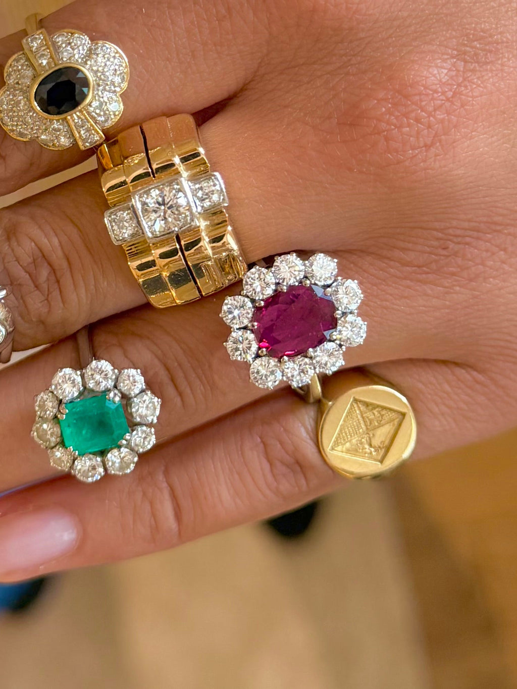 « Anastasia » Bague en or jaune saphir et diamants