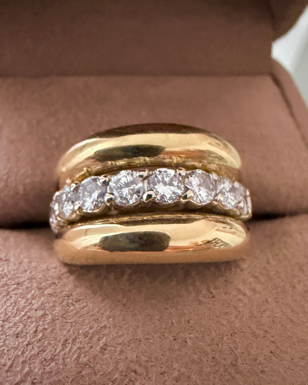 "Bénédicte" Bague bandeau en or jaune et diamants