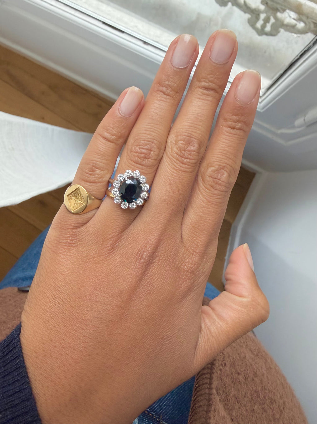 " Valériane" Bague Marguerite or blanc saphir diamants