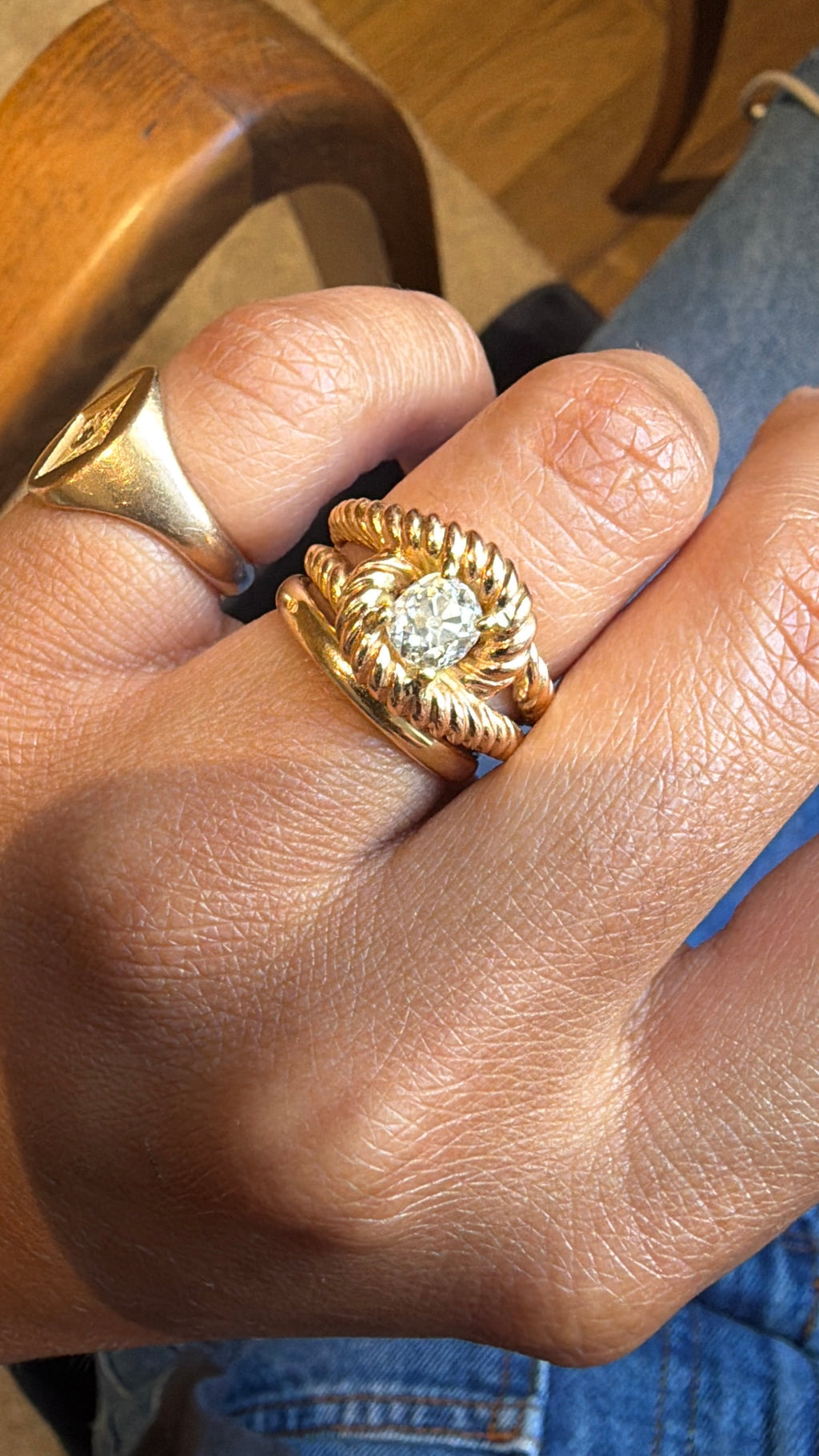 "Isabelle" Bague jonc torsadé en or rose et diamant