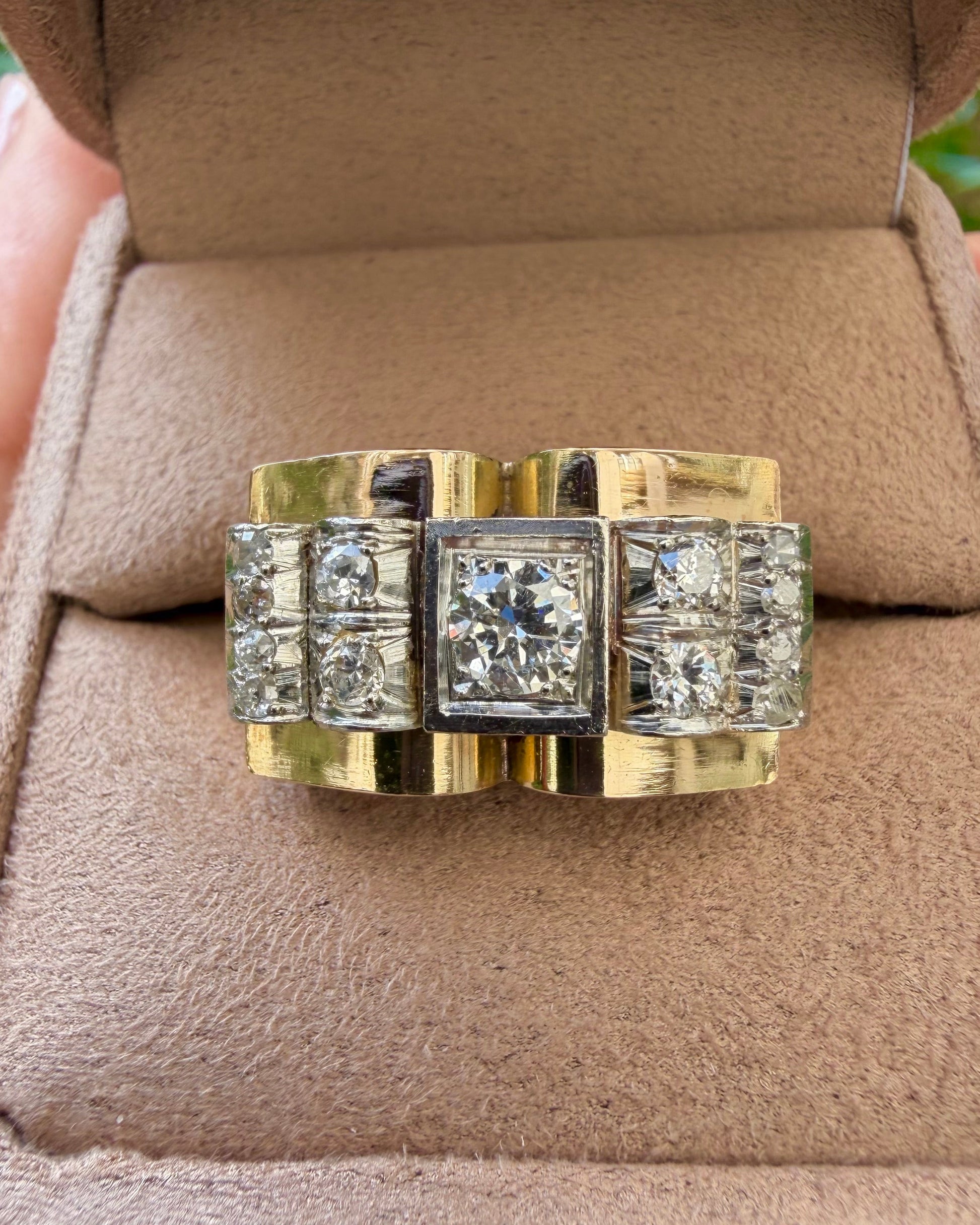 "Maxime" Bague Tank en or jaune, platine et diamants