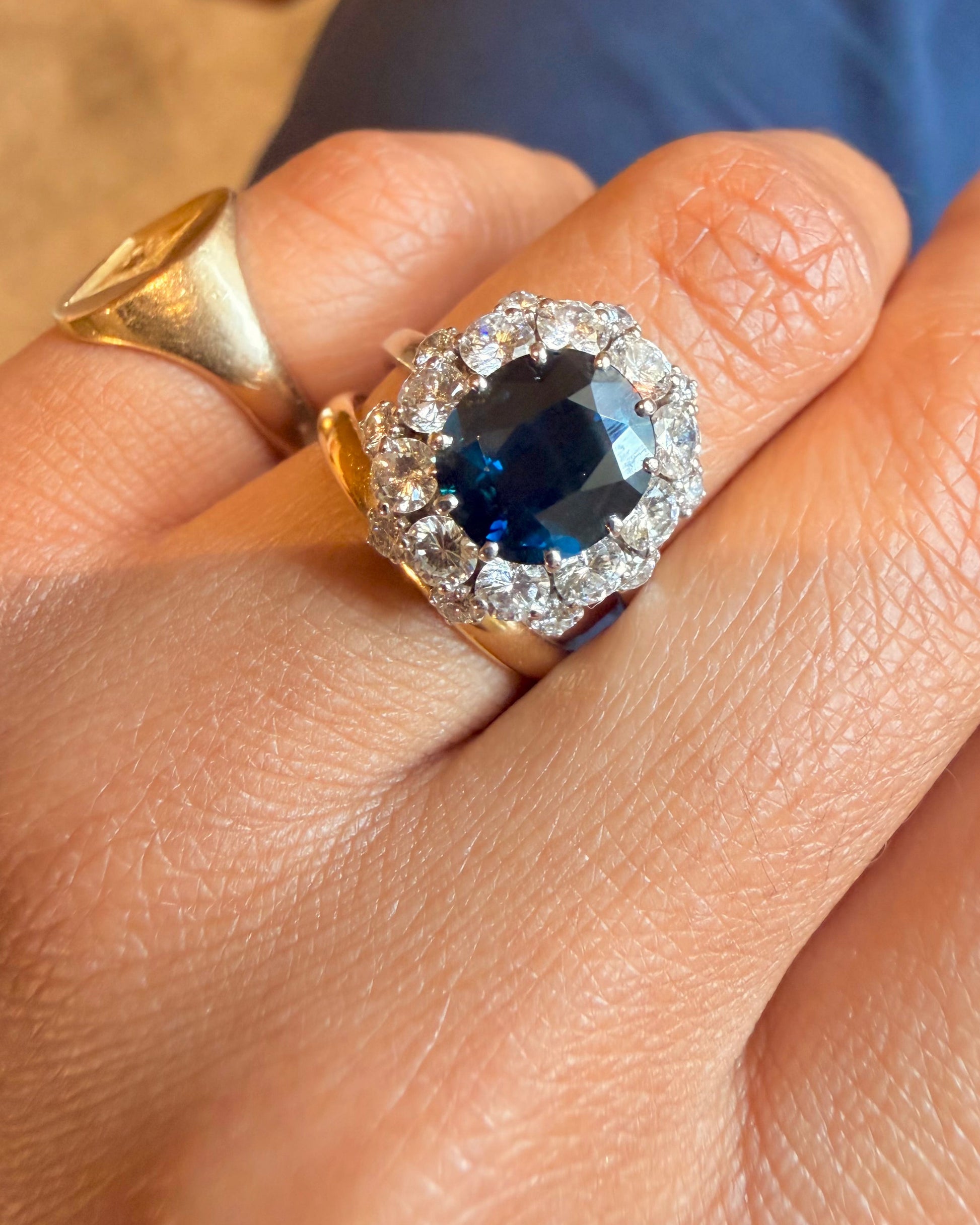 "Annabelle" Bague en or blanc saphir et diamants