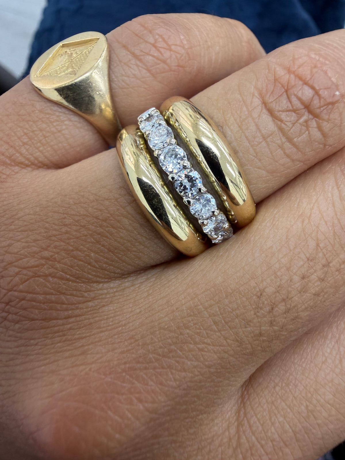 "Bénédicte" Bague bandeau en or jaune et diamants