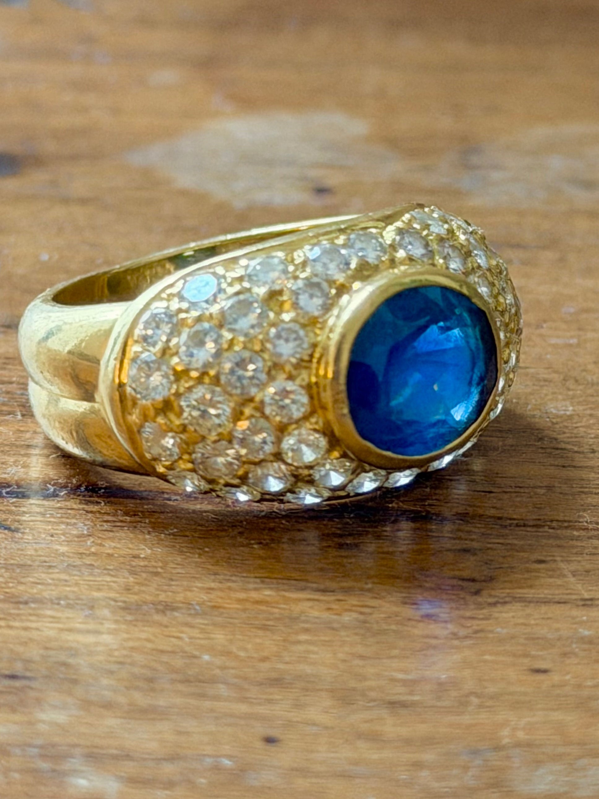 « Soïzic » Bague Jonc or jaune saphir et diamants