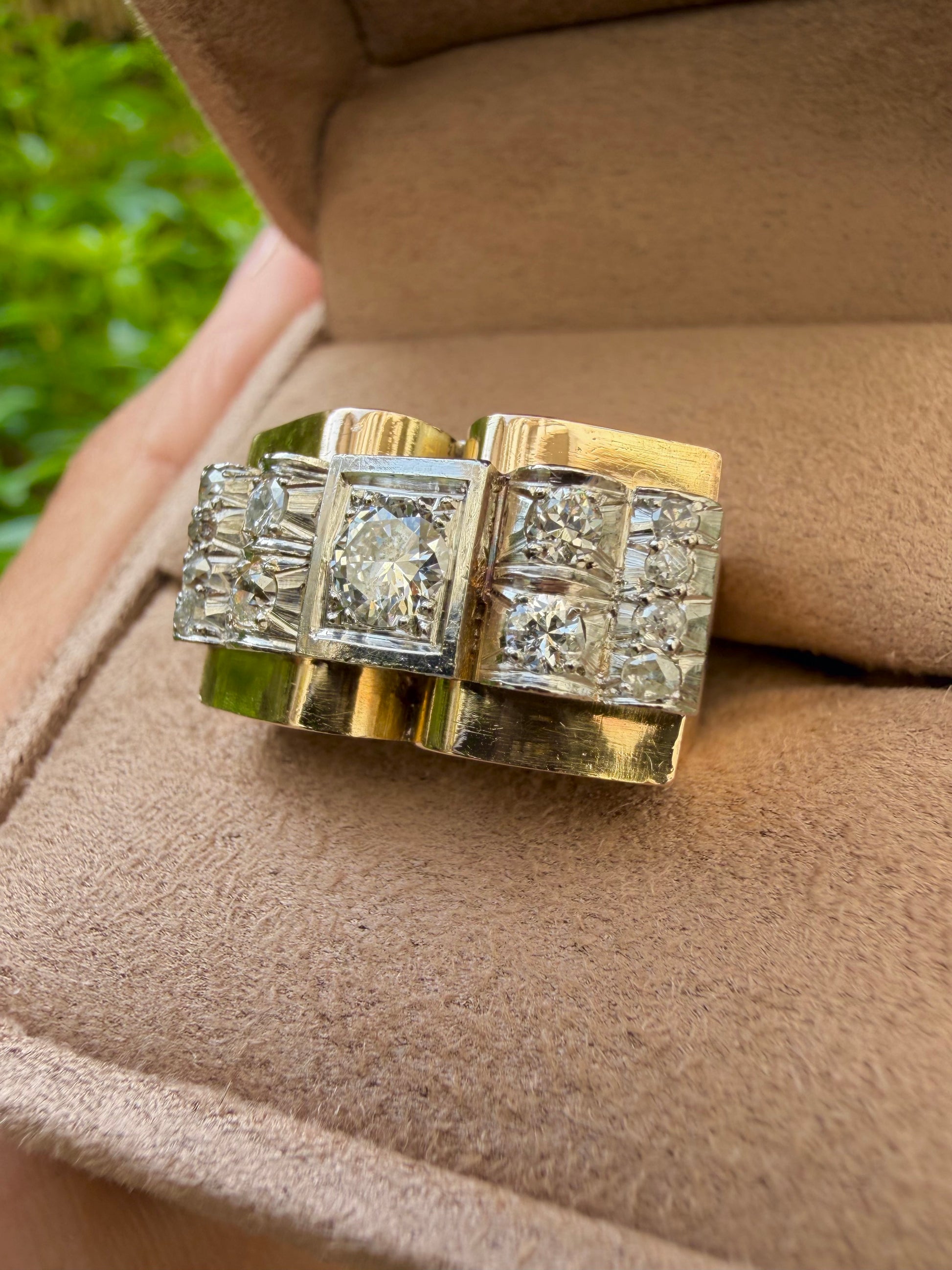 "Maxime" Bague Tank en or jaune, platine et diamants