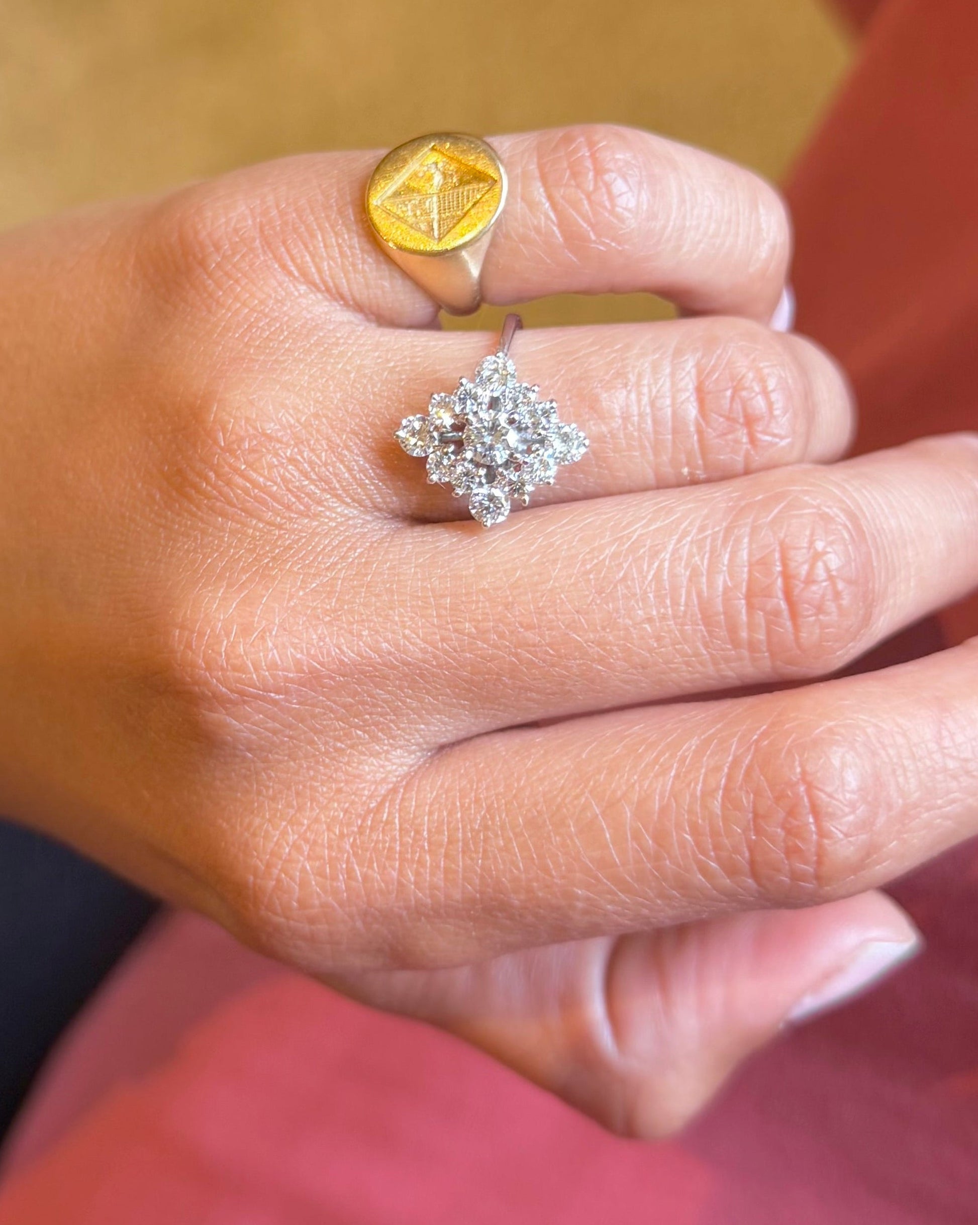 "Anaïs" Bague Losange en or blanc et diamants