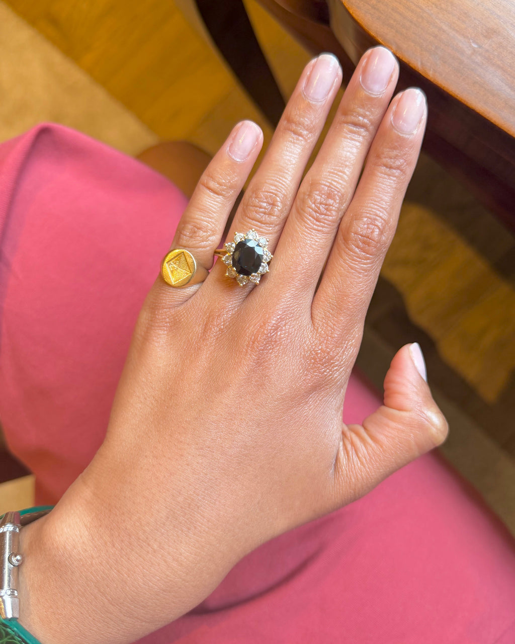 "Cécile" Bague Marguerite en or jaune, saphir et diamants