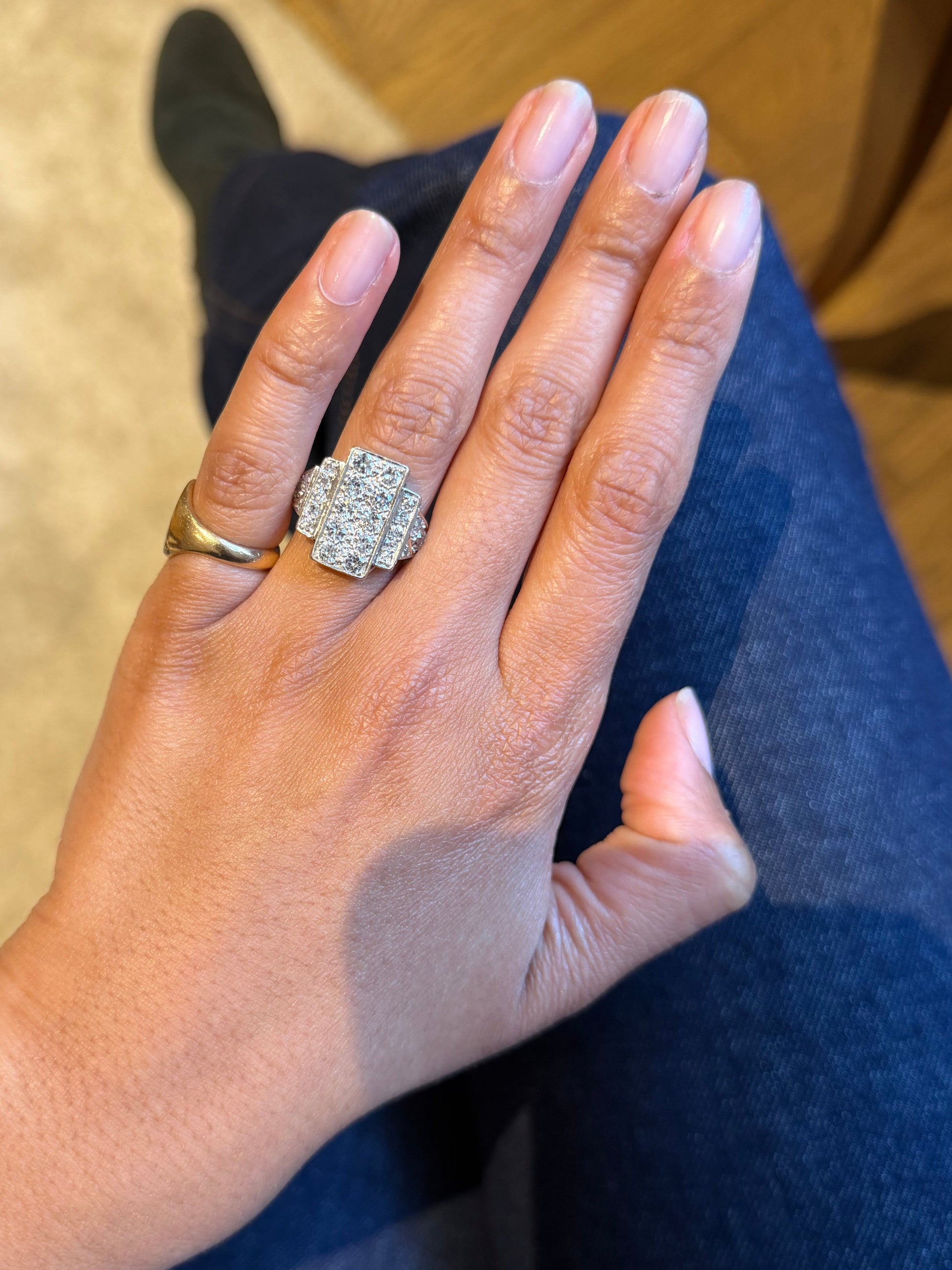 "Armelle" Bague Art déco, en platine et diamants