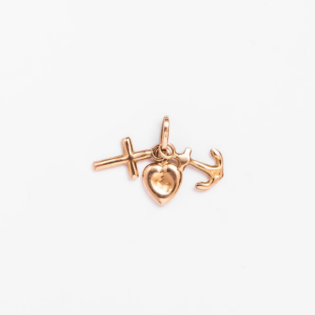 Pendentif Croix, ancre et cœur en or jaune