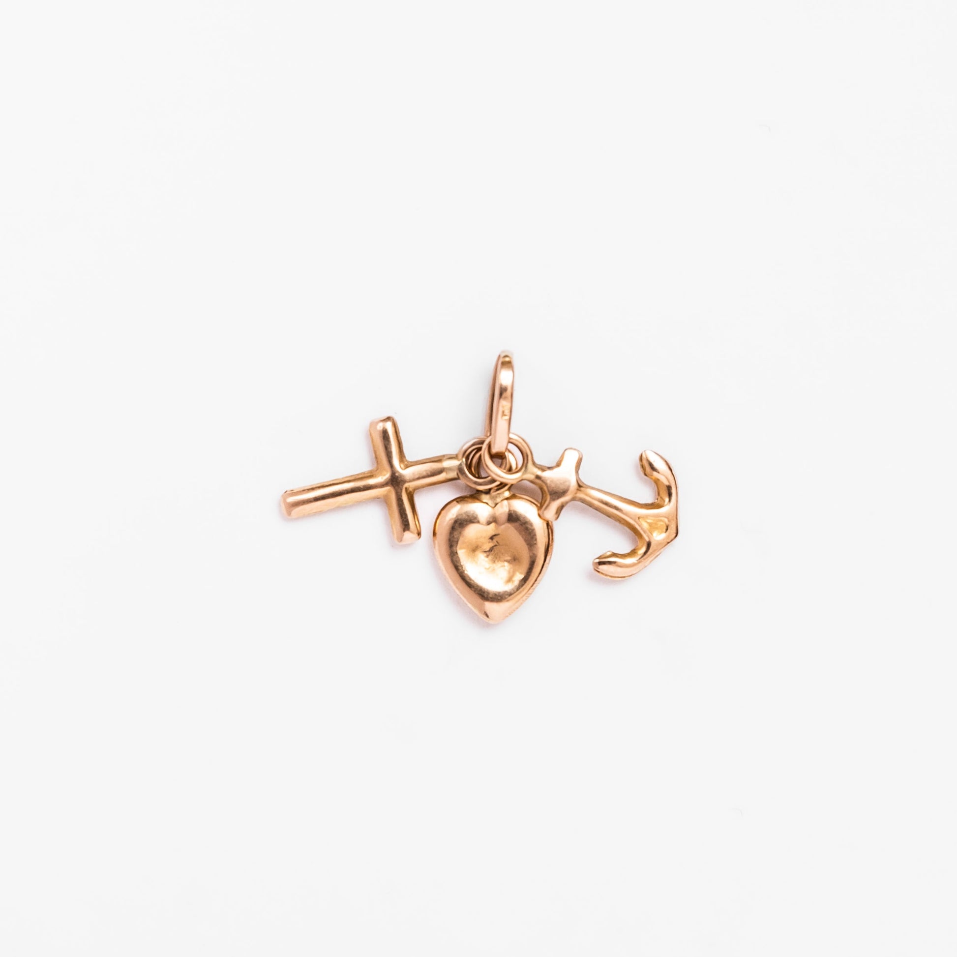 Pendentif Croix, ancre et cœur en or jaune