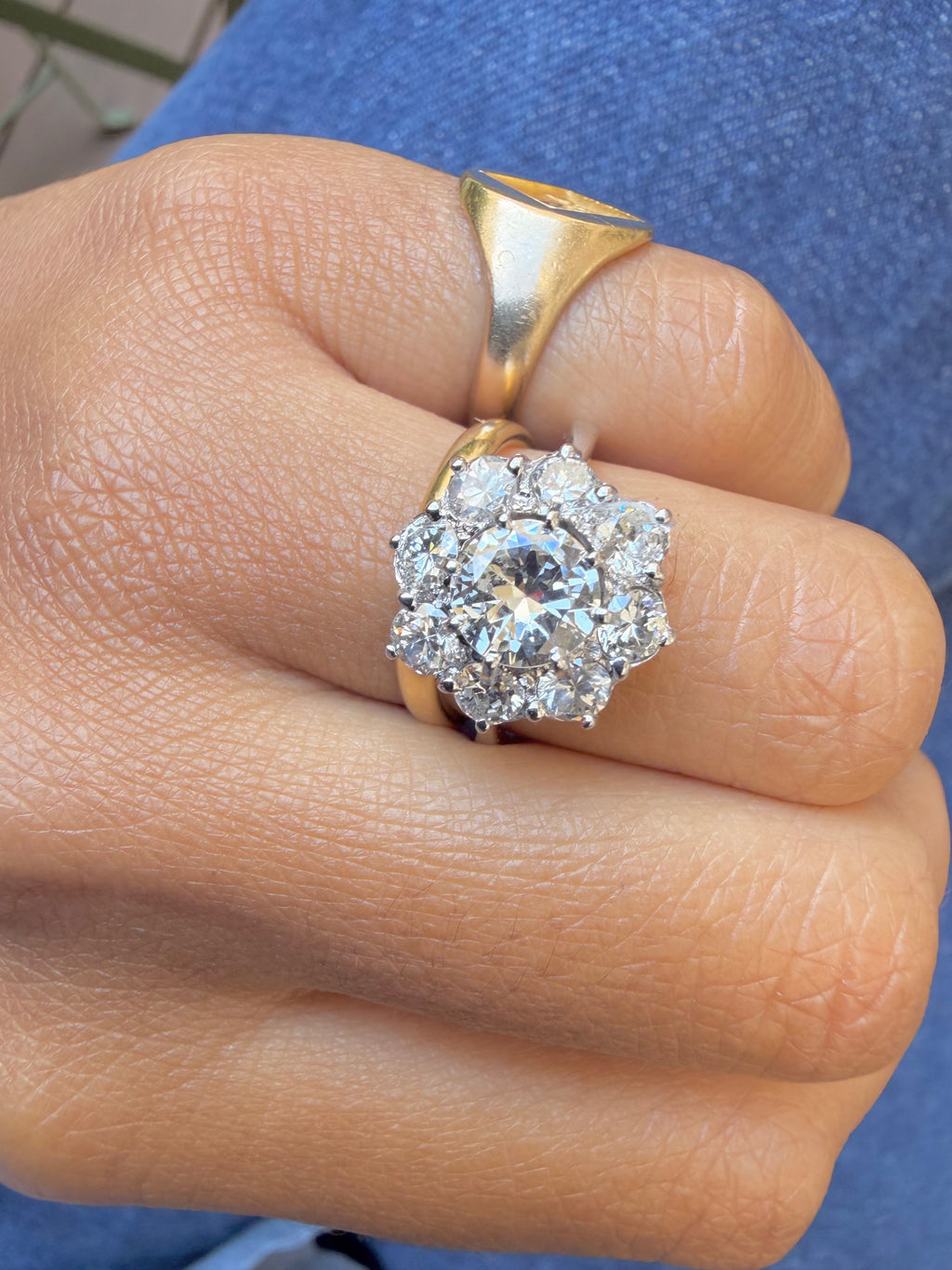 « Pia » Bague Marguerite en or blanc et diamants