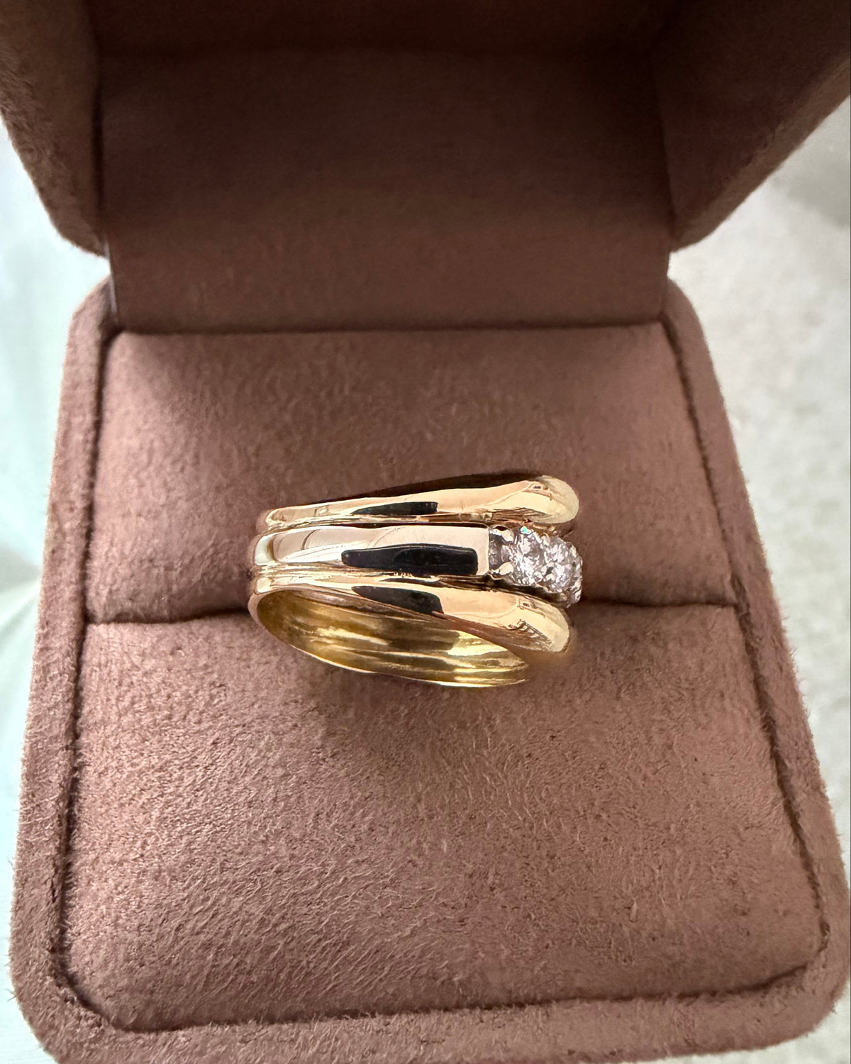 "Bénédicte" Bague bandeau en or jaune et diamants