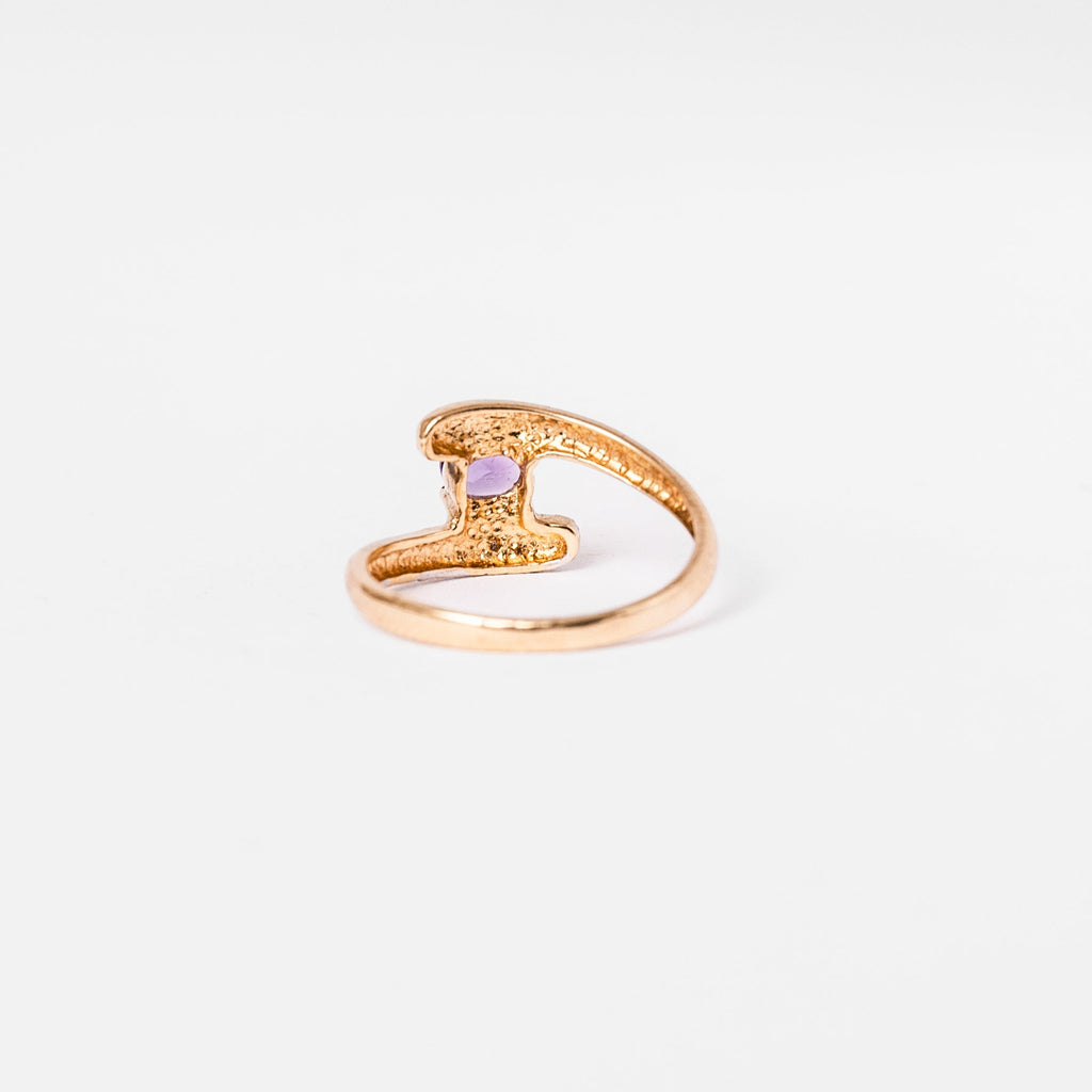 Bague en or jaune, or blanc et améthyste