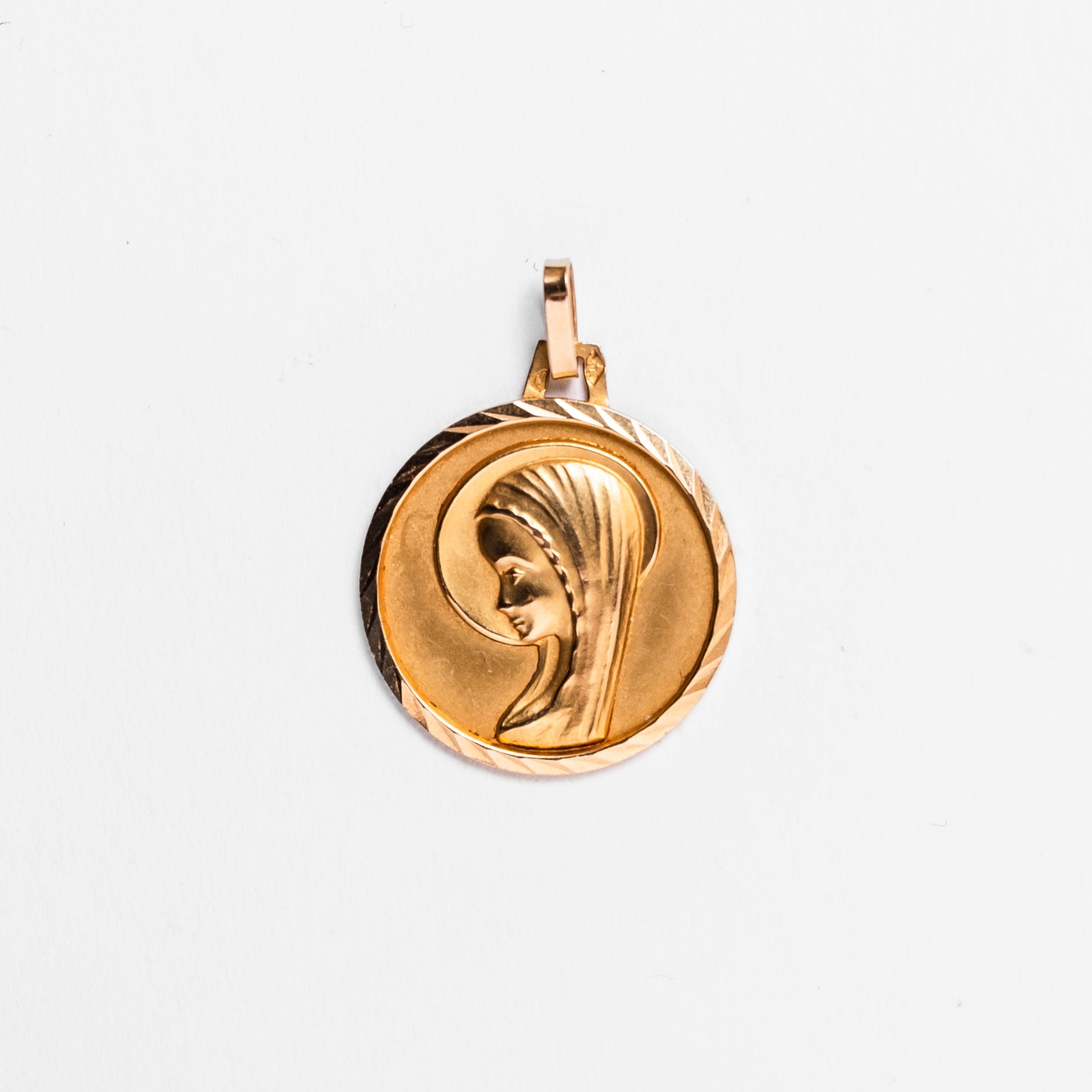 Pendentif Médaille de la Sainte Vierge Marie en or jaune