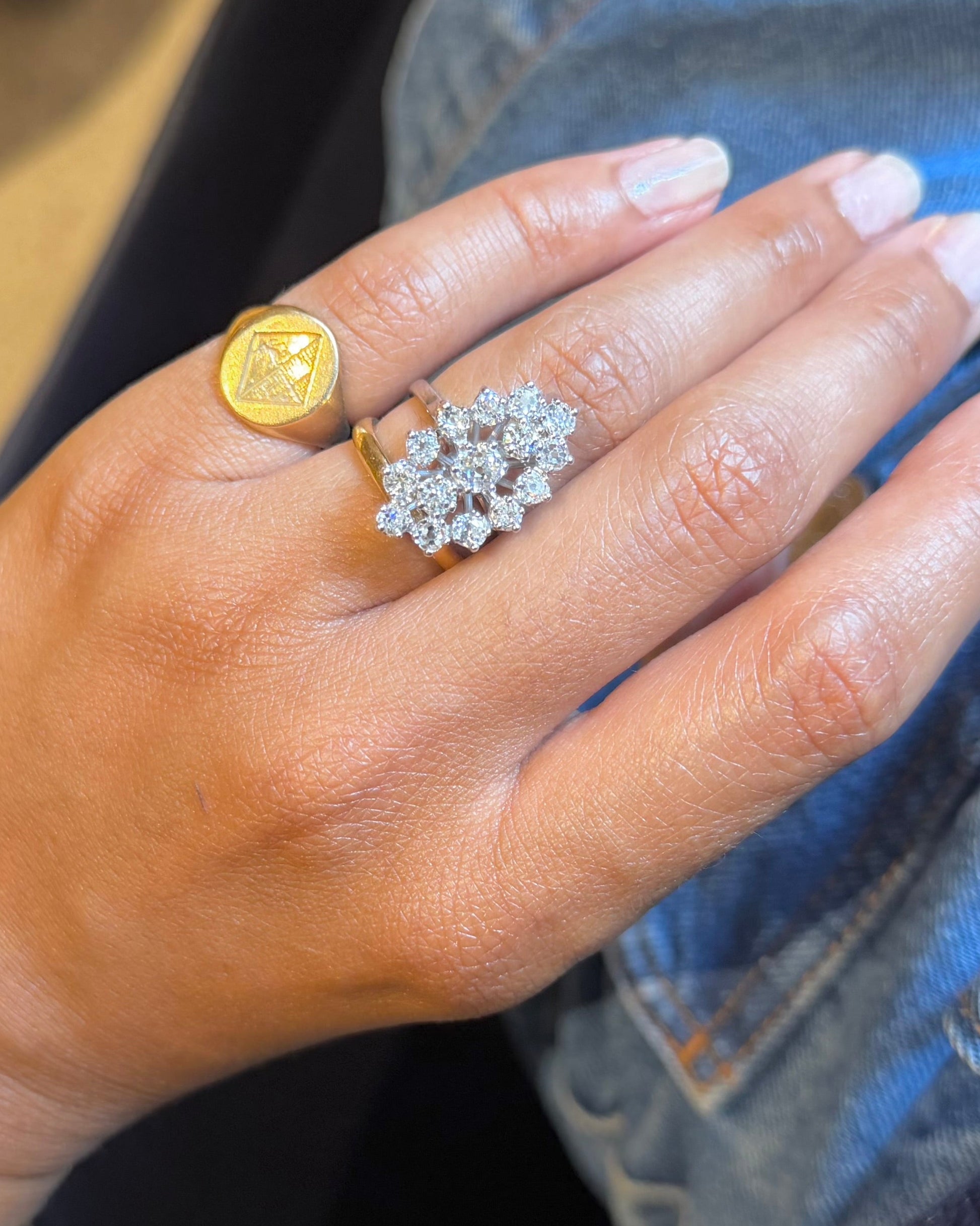 "Amélie" Bague Marquise en or blanc et diamants