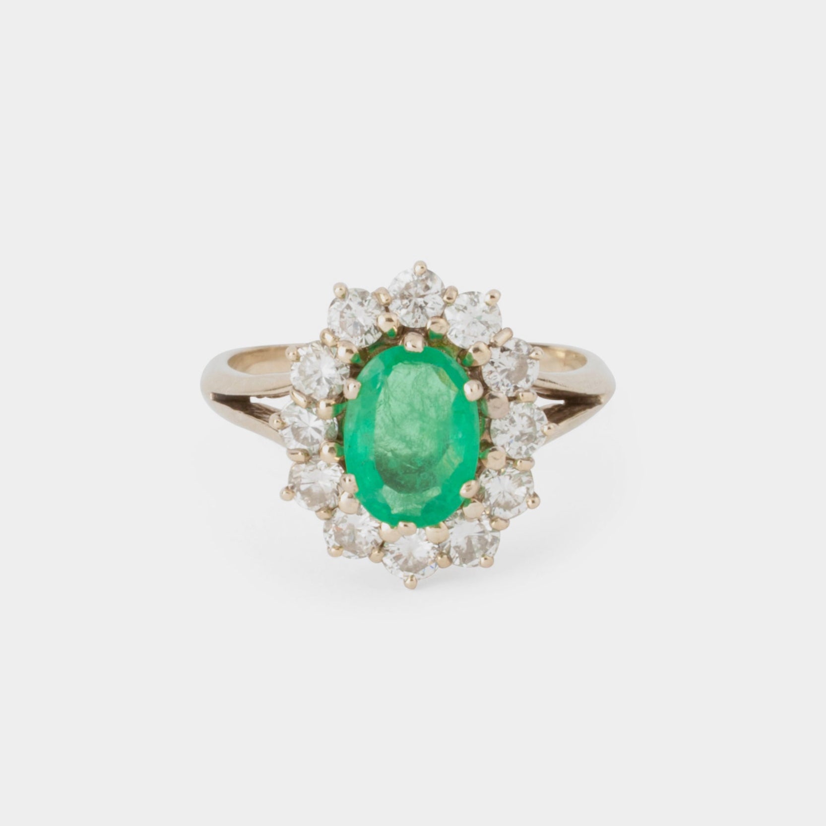 Bague Marguerite en or blanc, émeraude et diamants