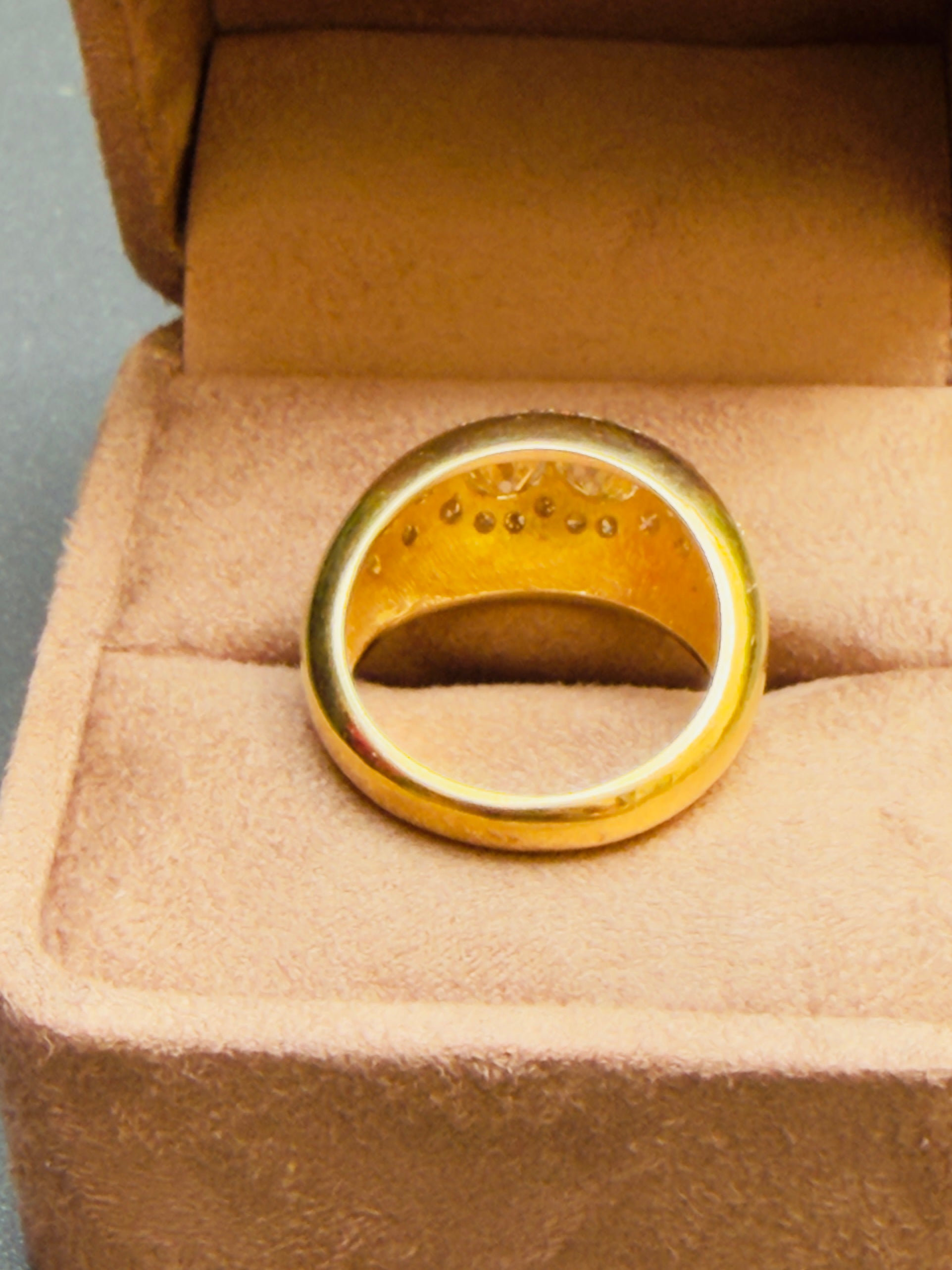 "Louison" Bague Jonc en or jaune et diamants