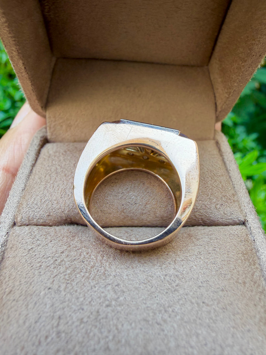 'Laure' Bague Tank en or rose, saphirs et diamants