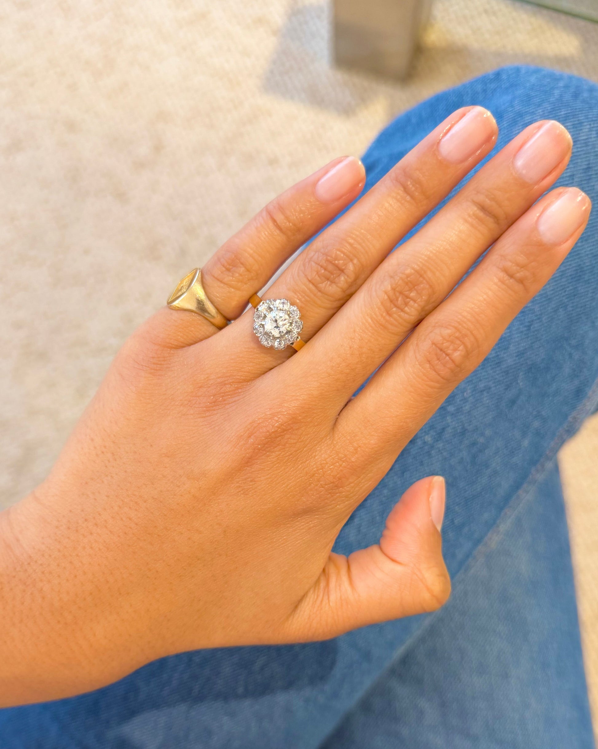 "Gabrielle" Bague Marguerite en or jaune et diamants