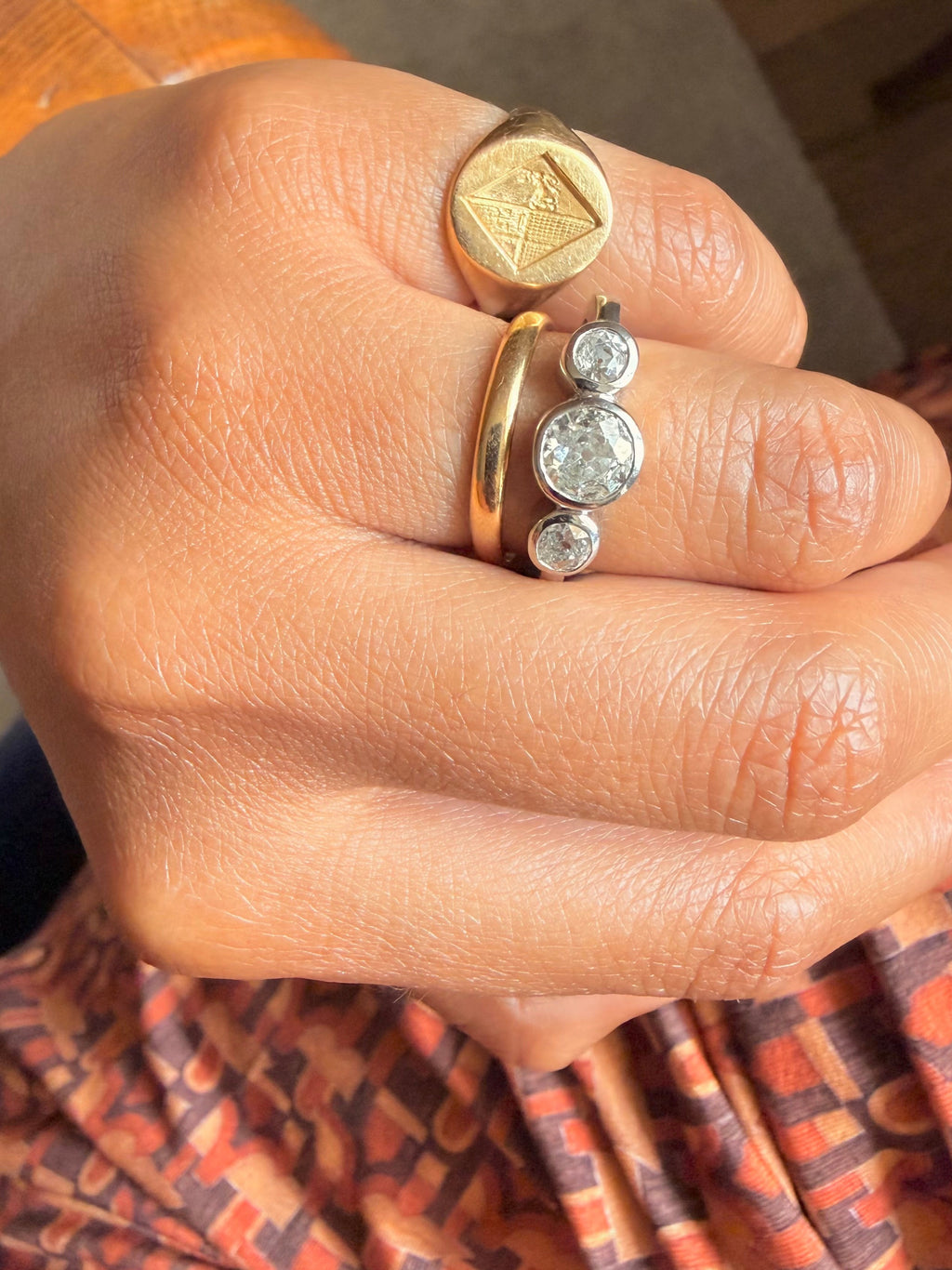 "Inès" Bague Trilogie en platine et diamants