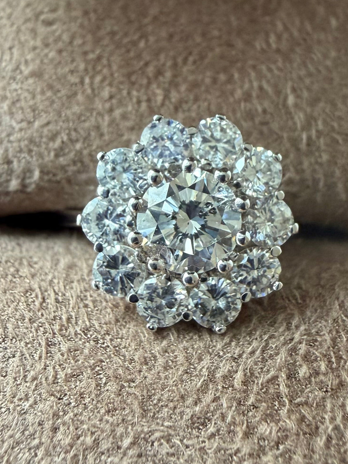 " Florence" Bague Marguerite diamants