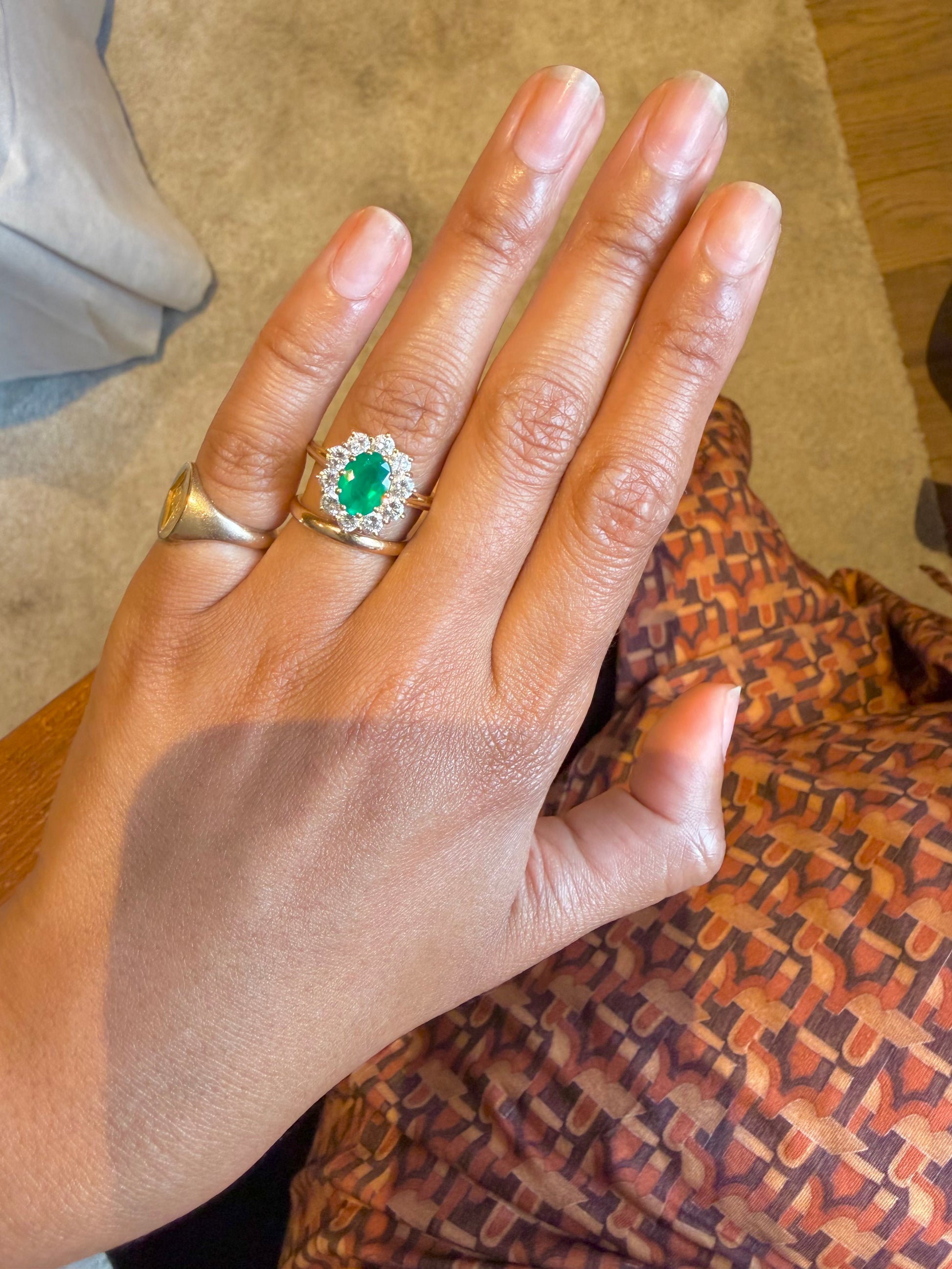 "Lucile" Bague Marguerite en or jaune émeraude et diamants
