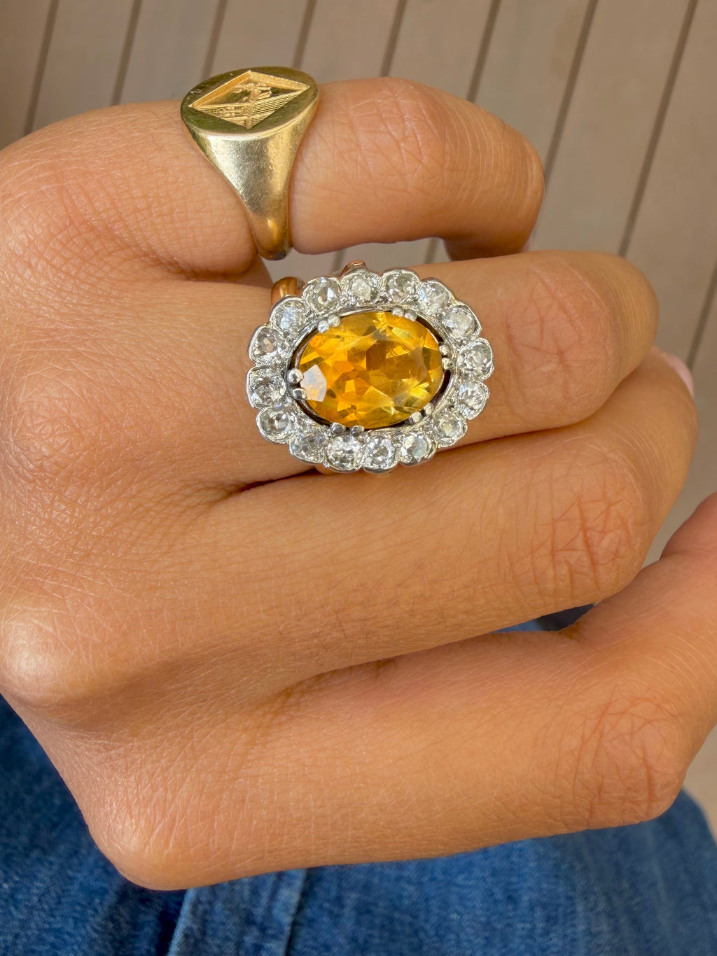 "Charlotte" Bague Pompadour en or jaune, platine citrine et diamants