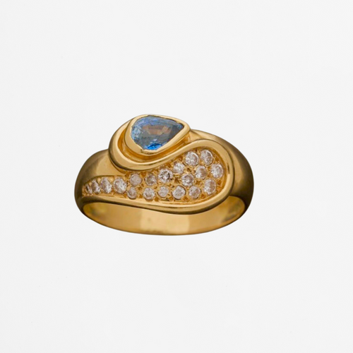Bague en or jaune, saphir et diamants