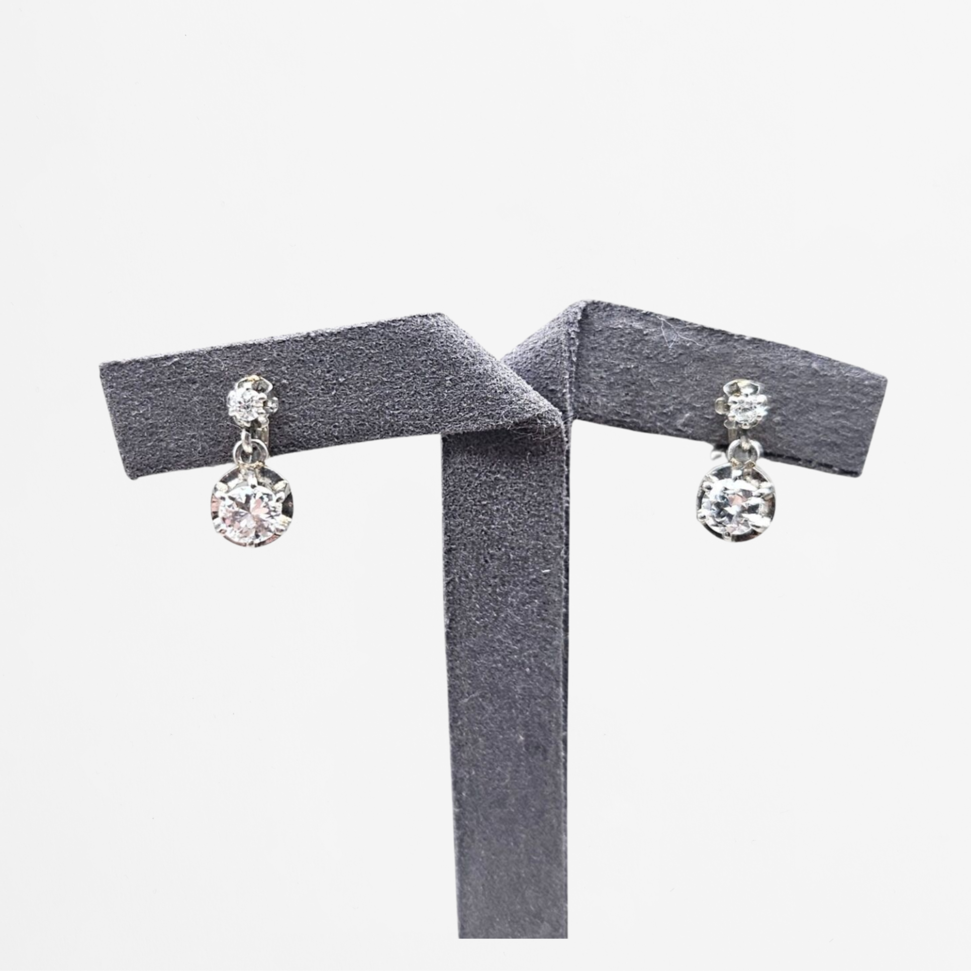 Dormeuses en or, et diamants