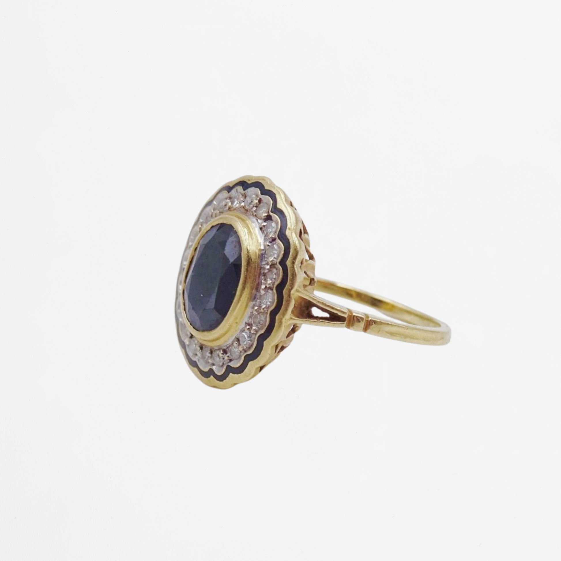 Bague Marguerite en or jaune, saphir et diamants